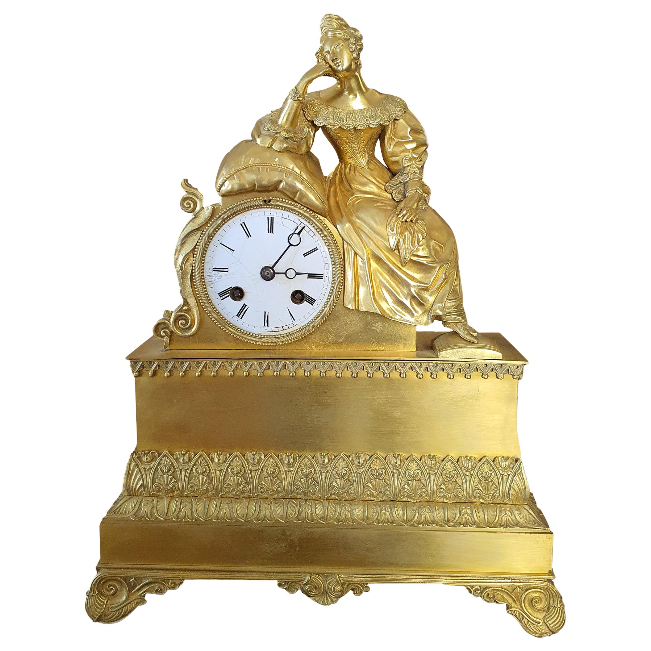 19th Century Table Clock in Finely Chiseled and Gilded Bronze For Sale