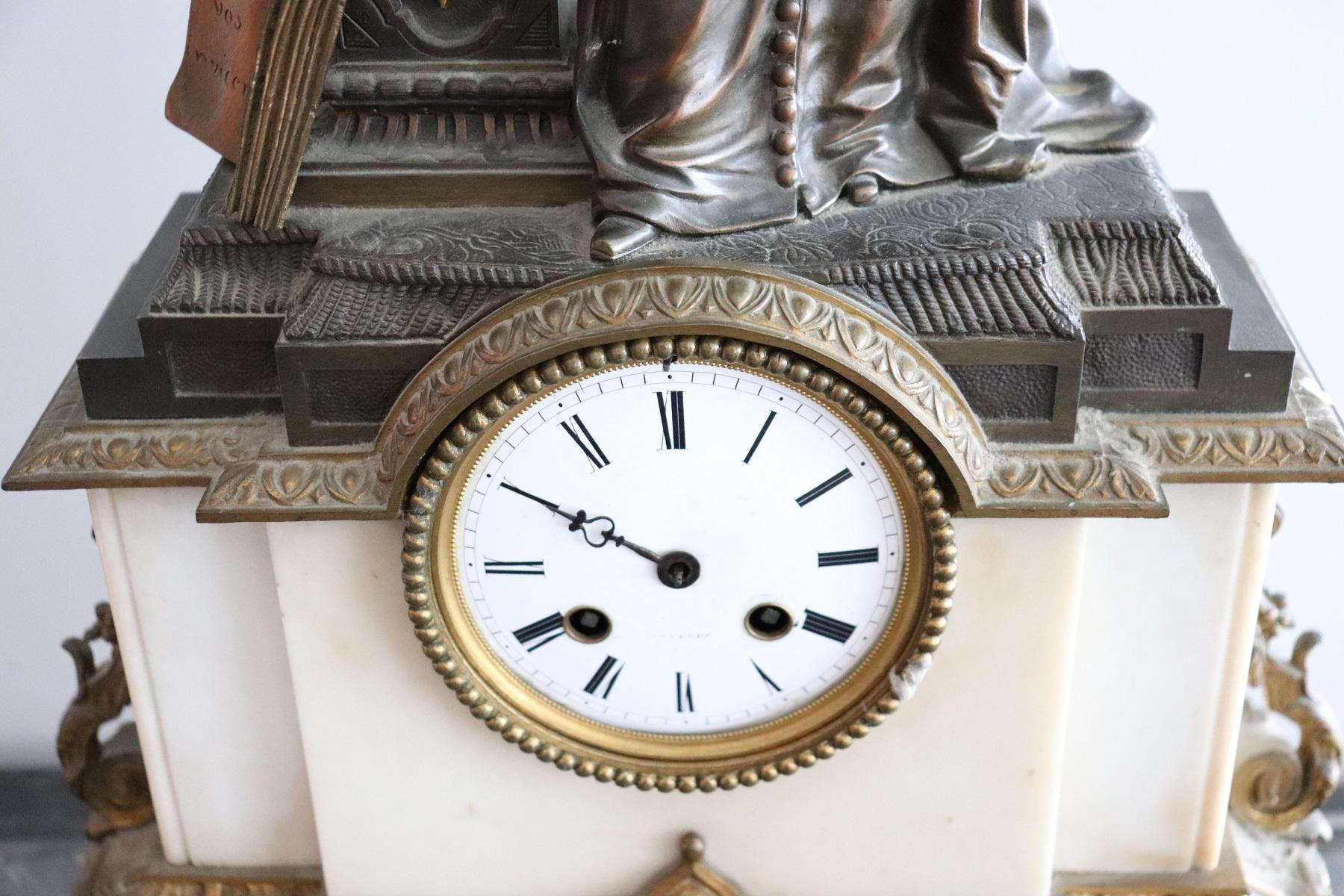 19th Century Table Clock in White Marble and Gilded Bronze In Good Condition In Casale Monferrato, IT