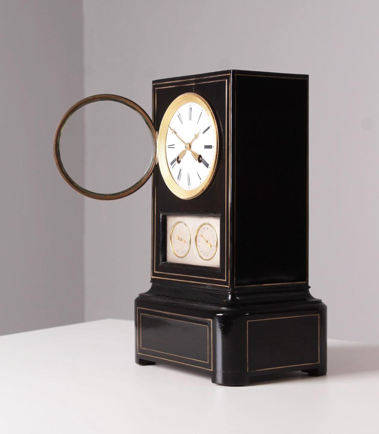 19th Century Table Clock with Calendar, Ebonized Wood, France, circa 1840-1860 In Good Condition For Sale In Greven, DE