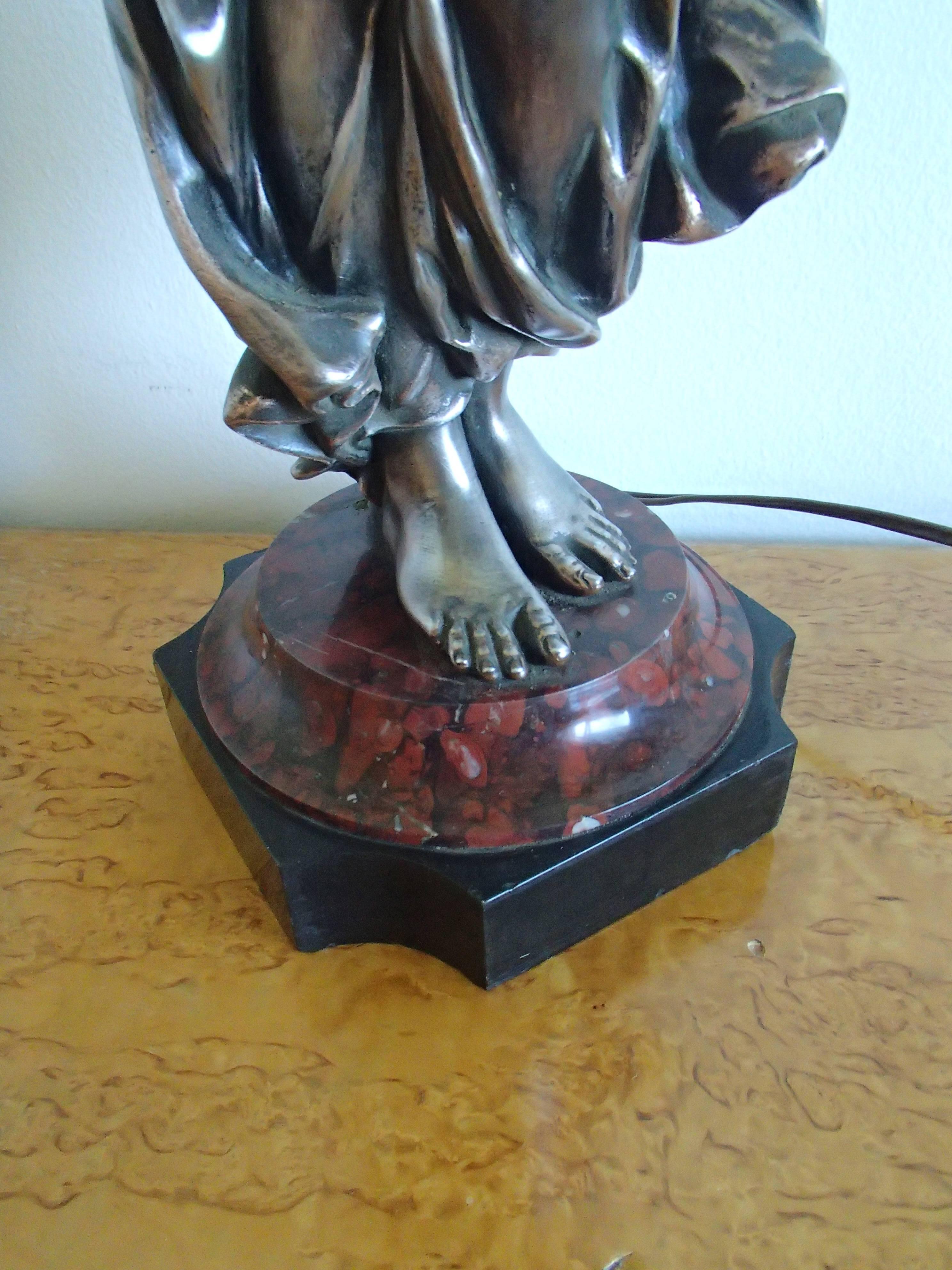 Art Nouveau 19th Century Table Lamp Bronze Figure Women with Jar on Marble Base For Sale