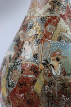 19th Century Table Lamp Meiji Satsuma porcelain handpaint Bottlevase 1868 Japan