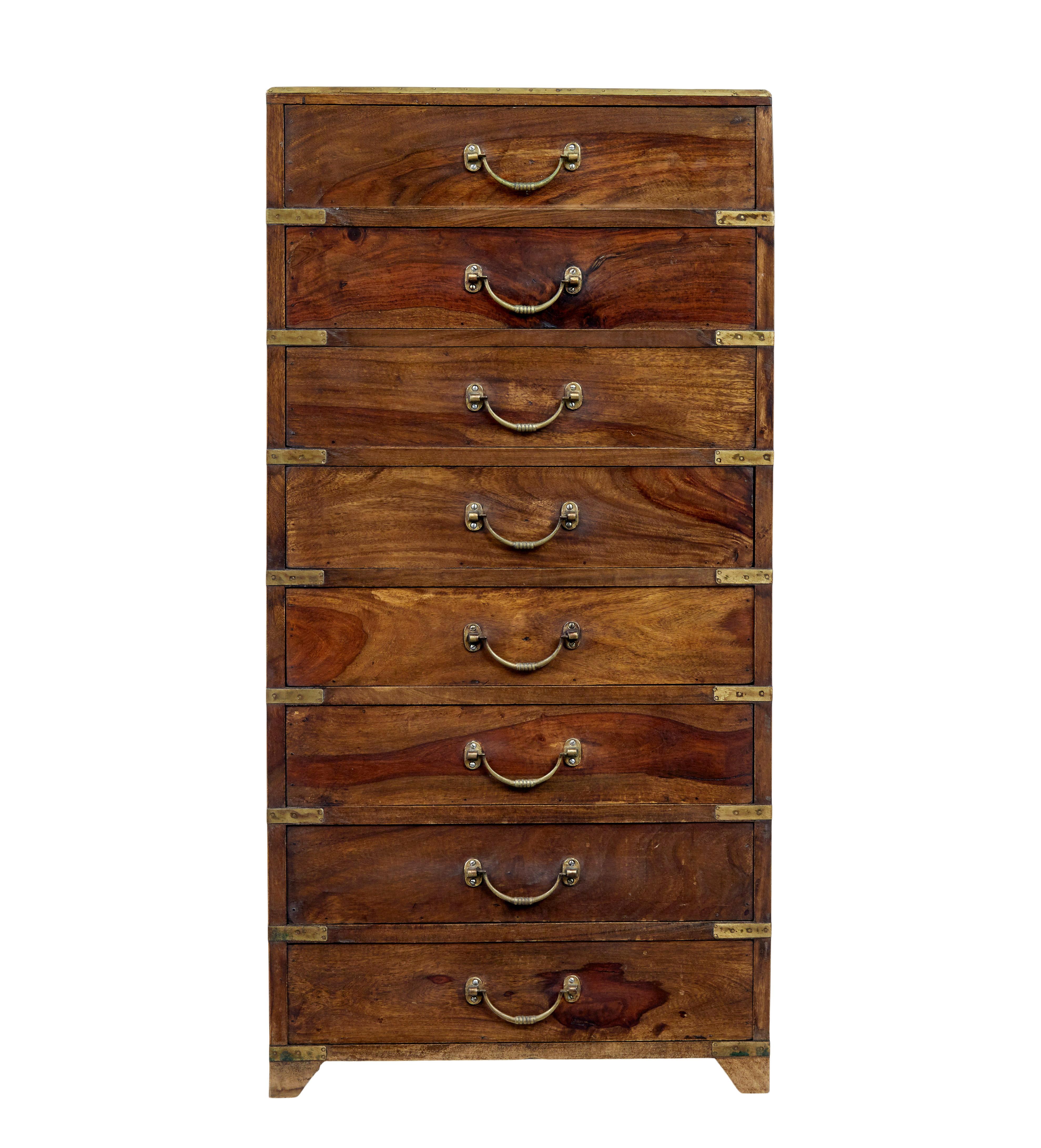 XIXe siècle Grande commode de campagne du 19e siècle