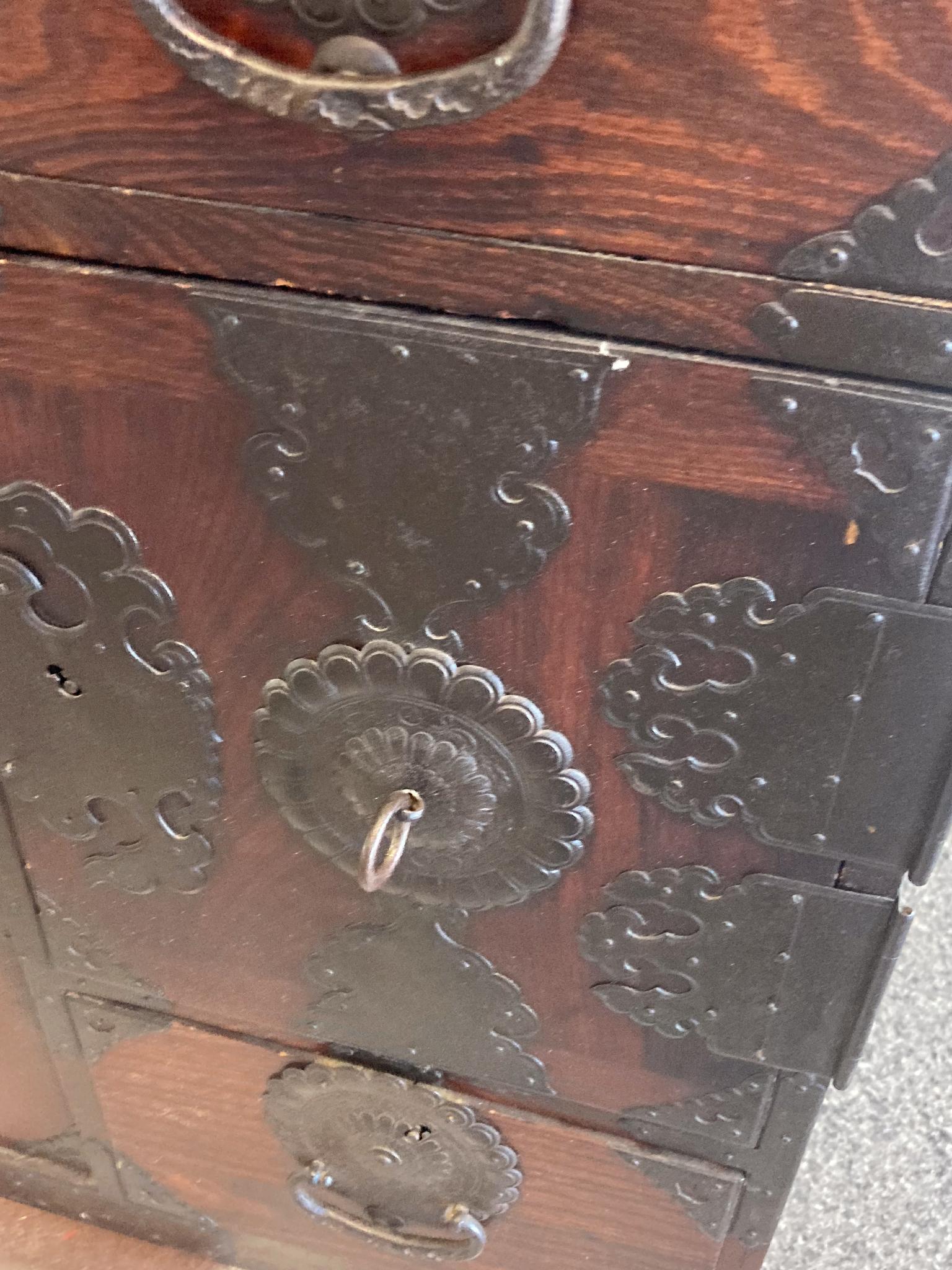 19th Century Tansu Chest of Drawers 1