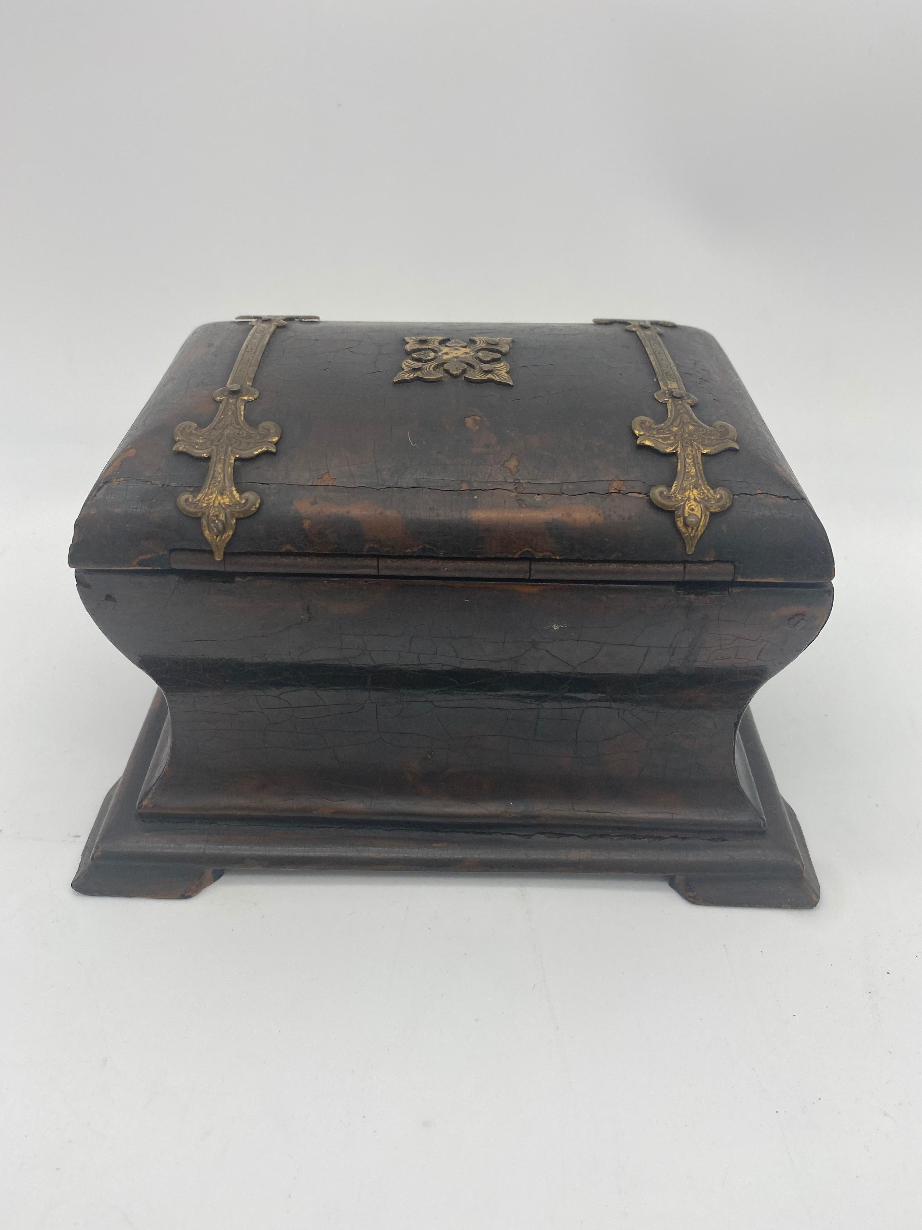 Lacquer 19th Century Tea Caddy with Brass Ornaments For Sale