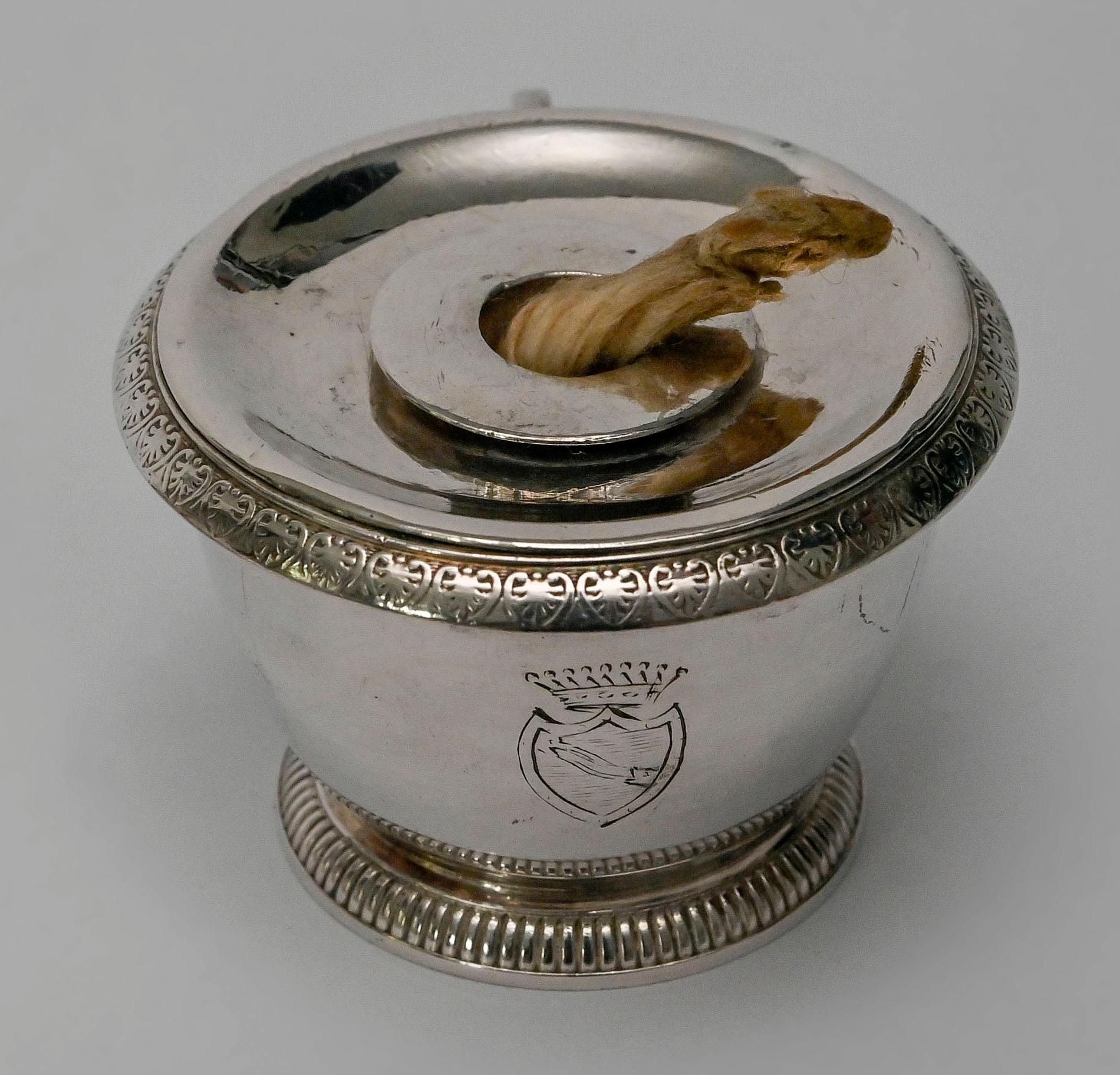 19th Century Tea Coffee Water Silver Pot Rechaud Vienna 1817 Arms of Nobility In Good Condition In Epfach, DE