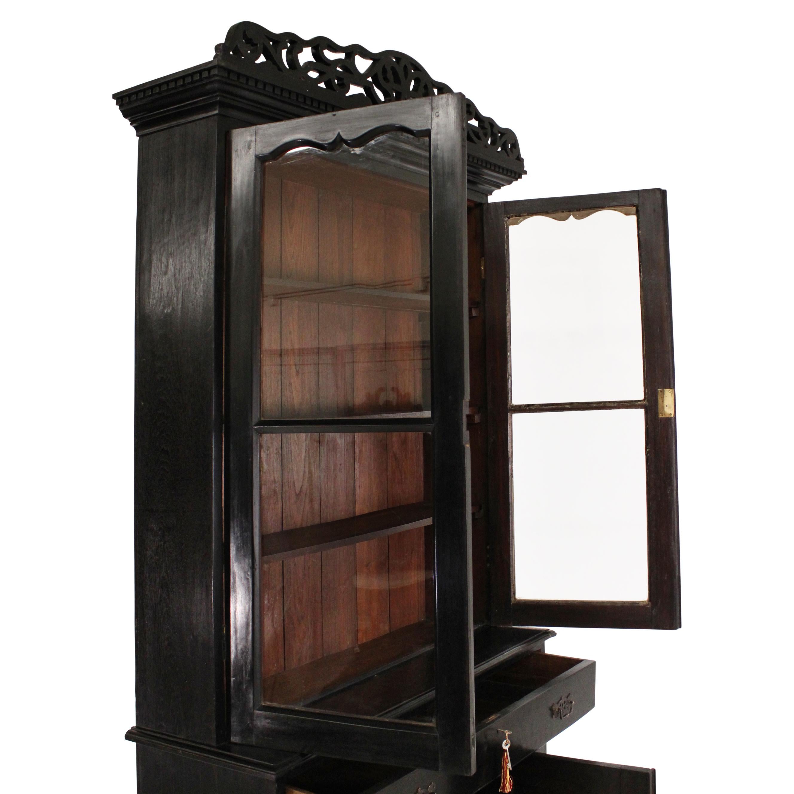 Armadio in teak del XIX secolo in vendita 3