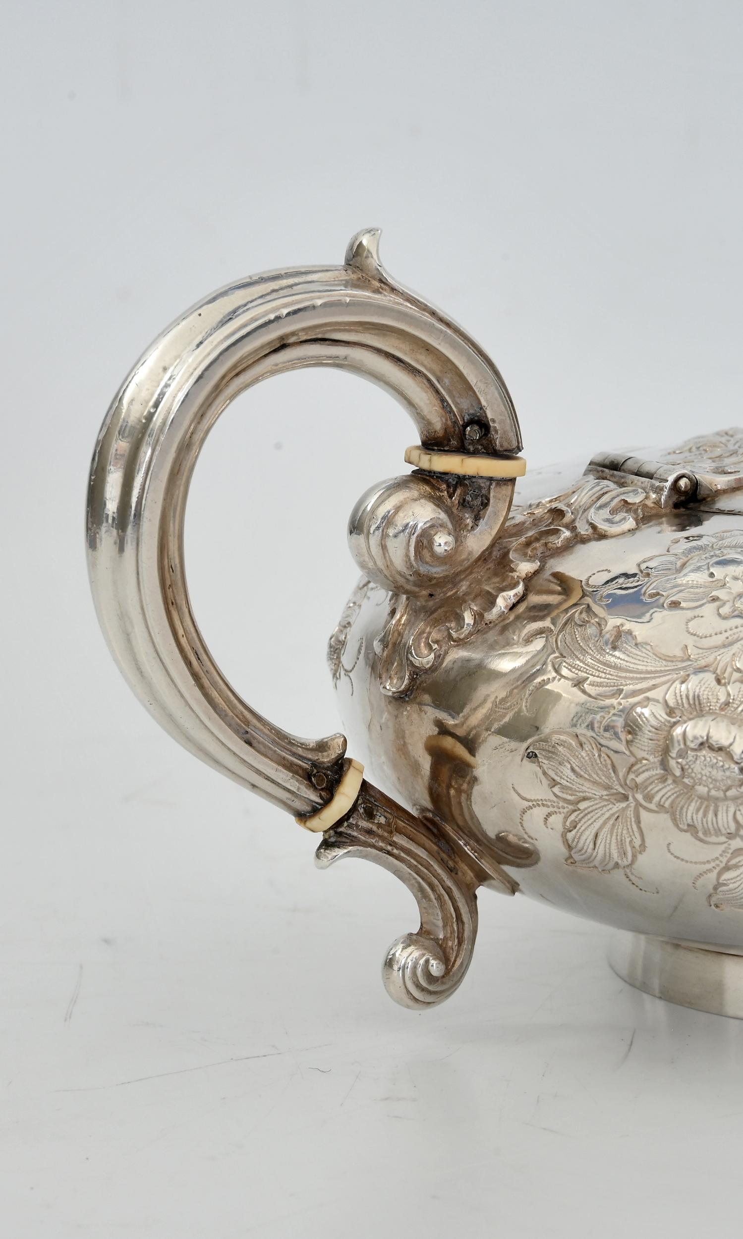 Mid-19th Century 19th Century Teapot with Oriental Silver Massive Mm Weisshaupt Munich, 1833