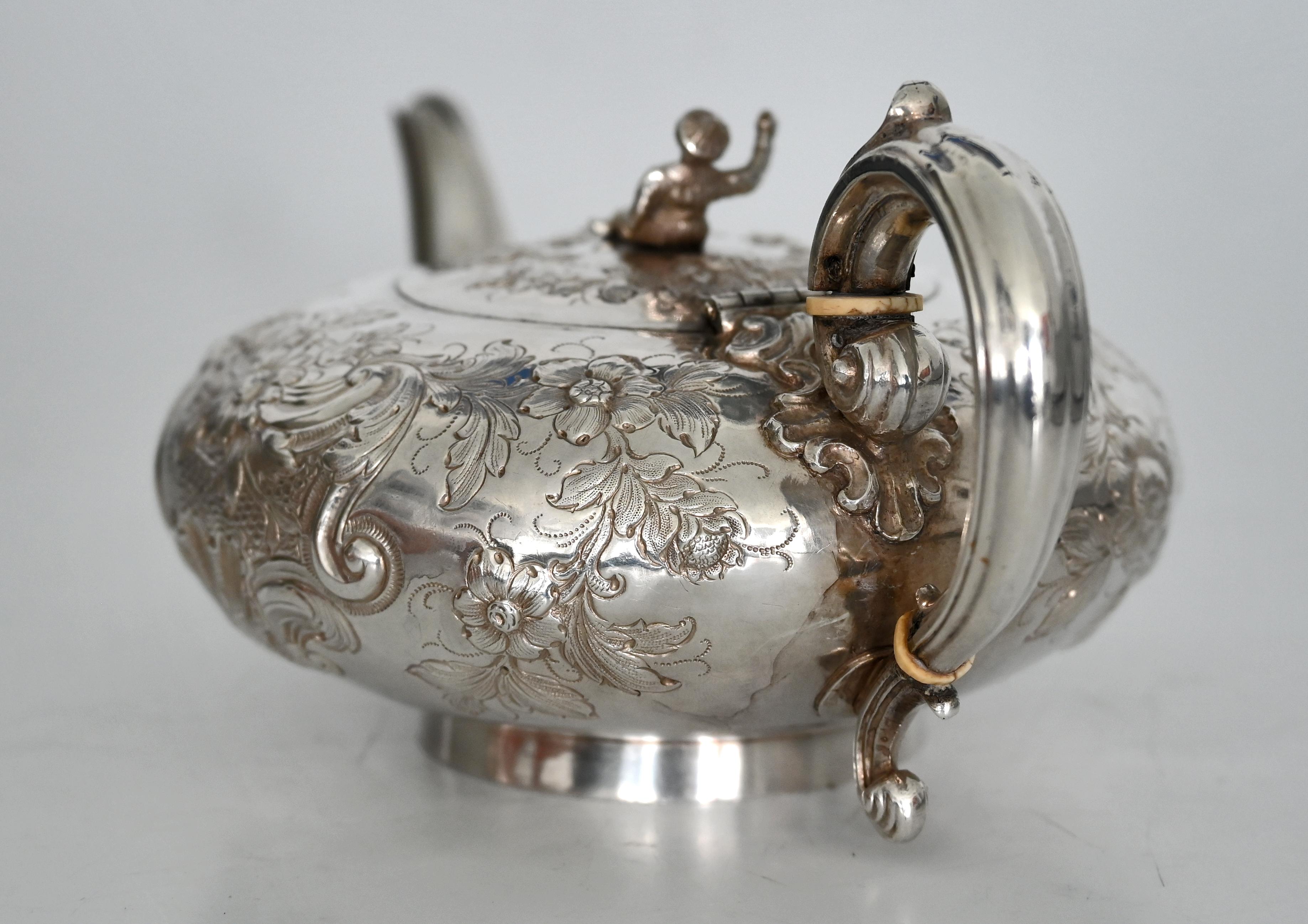 19th Century Teapot with Oriental Silver Massive Mm Weisshaupt Munich, 1833 2