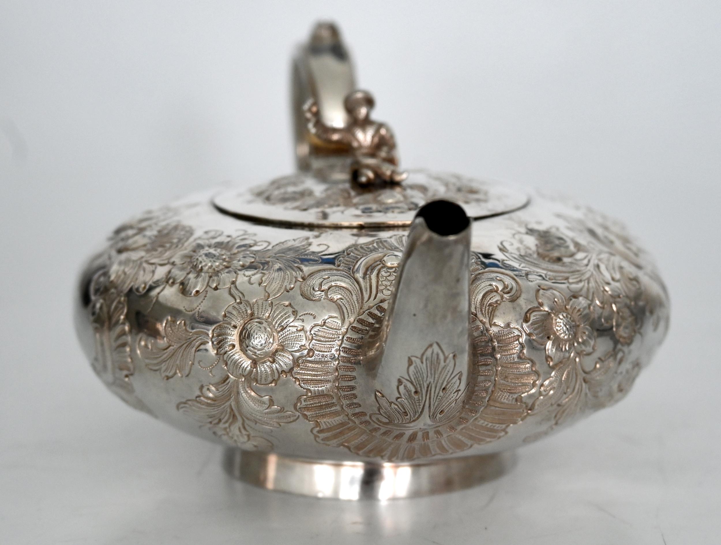 19th Century Teapot with Oriental Silver Massive Mm Weisshaupt Munich, 1833 3