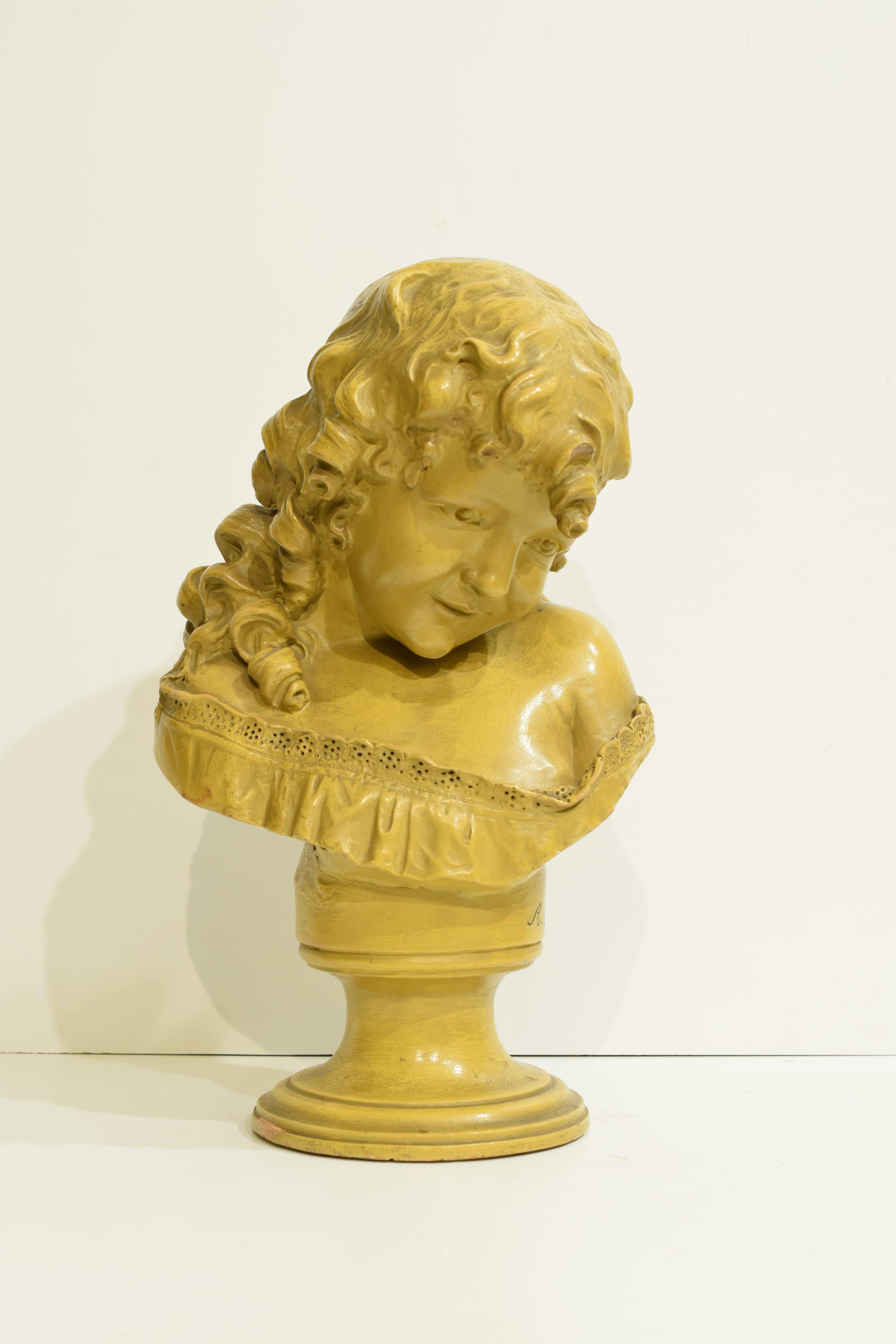 Andrea Flaibani Friulian sculptor (Udine, Italy 1846 - Udine, Italy 1897)
Terracotta
Measures: Height 38 cm
Width cm 23
Base diameter cm 15
Weight kg approx. 5.5.
 
As a young man he was a carving carpenter. For his artistic vocation he was