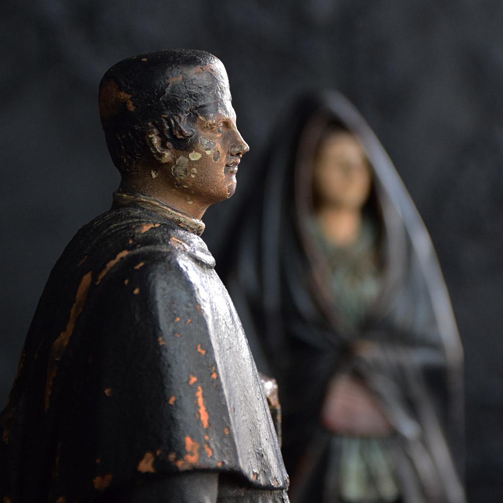 Intagliato a mano Figure portoghesi in terracotta del XIX secolo in vendita