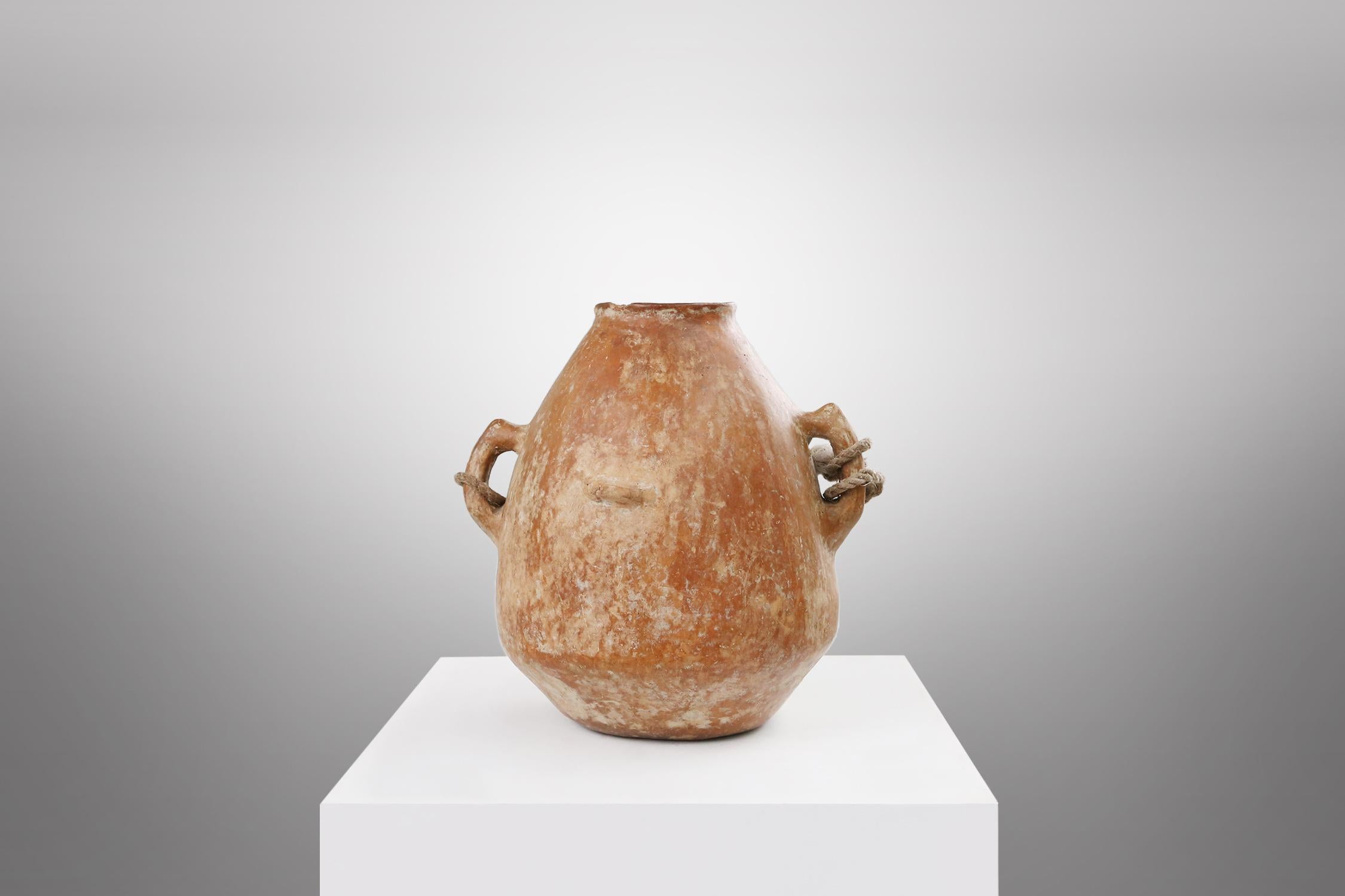 19th century terracotta vase In Good Condition For Sale In Meulebeke, BE
