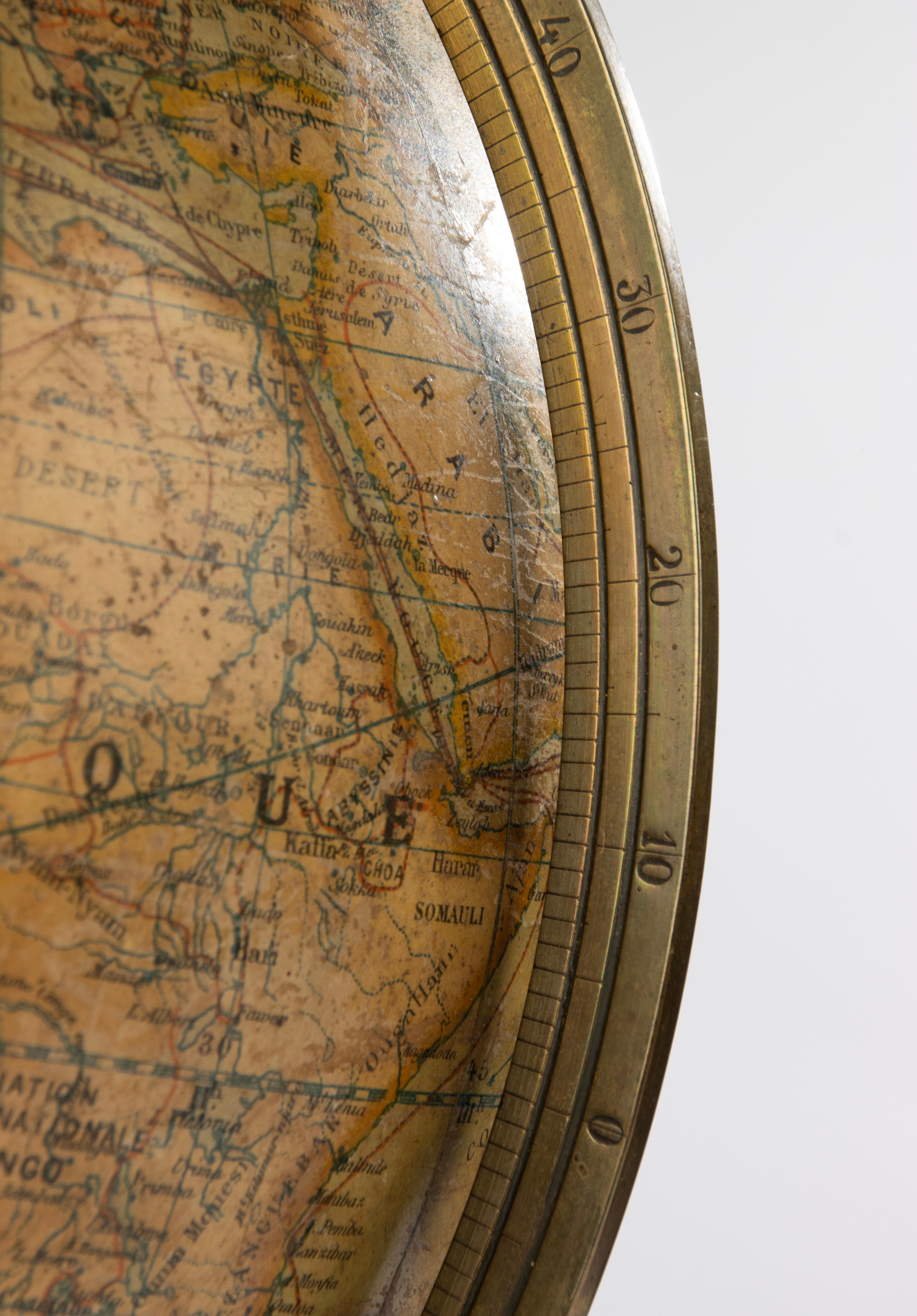 Terrestrial Globe des 19. Jahrhunderts – von Ikelmer Paris im Angebot 3