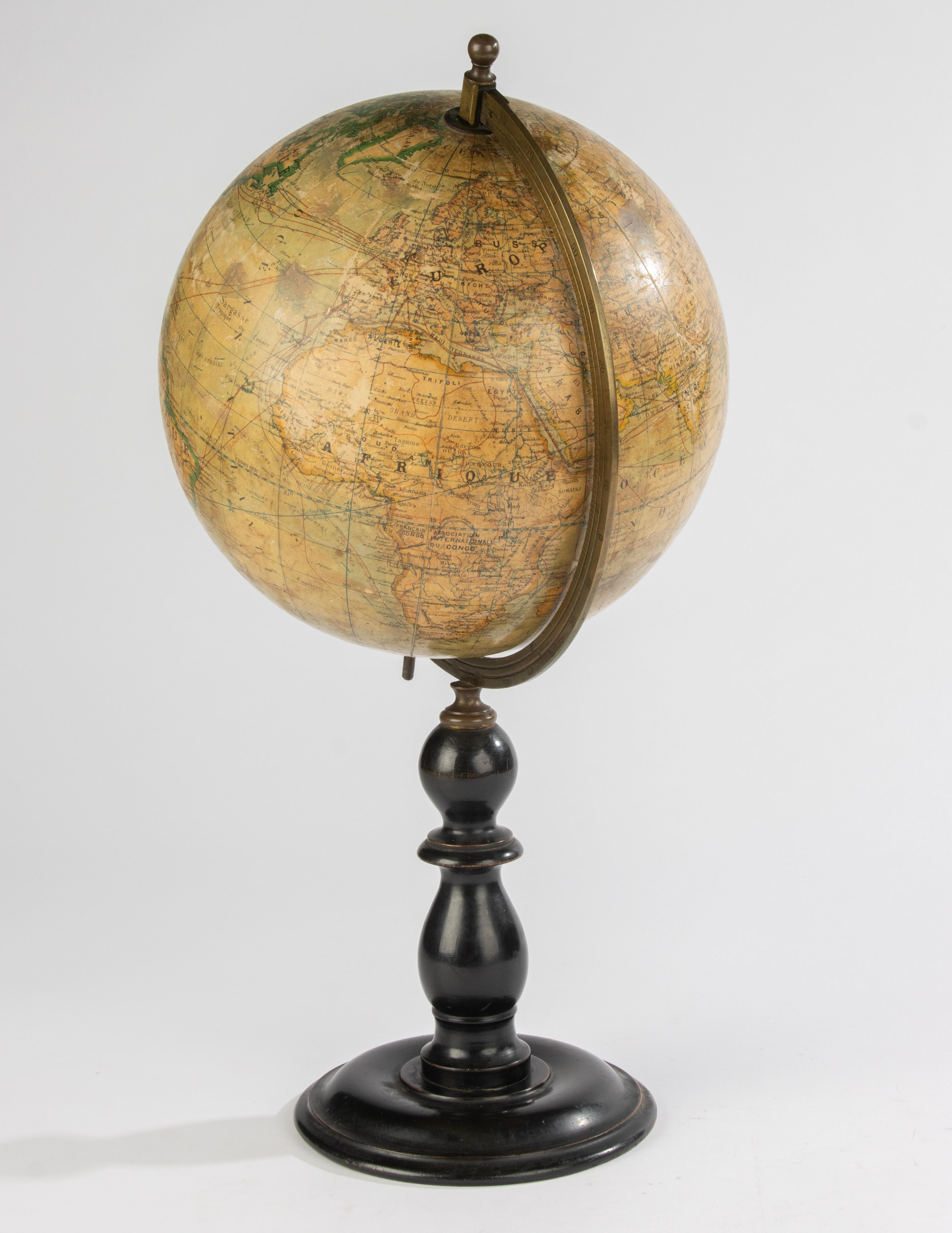 Terrestrial Globe des 19. Jahrhunderts – von Ikelmer Paris im Angebot 6