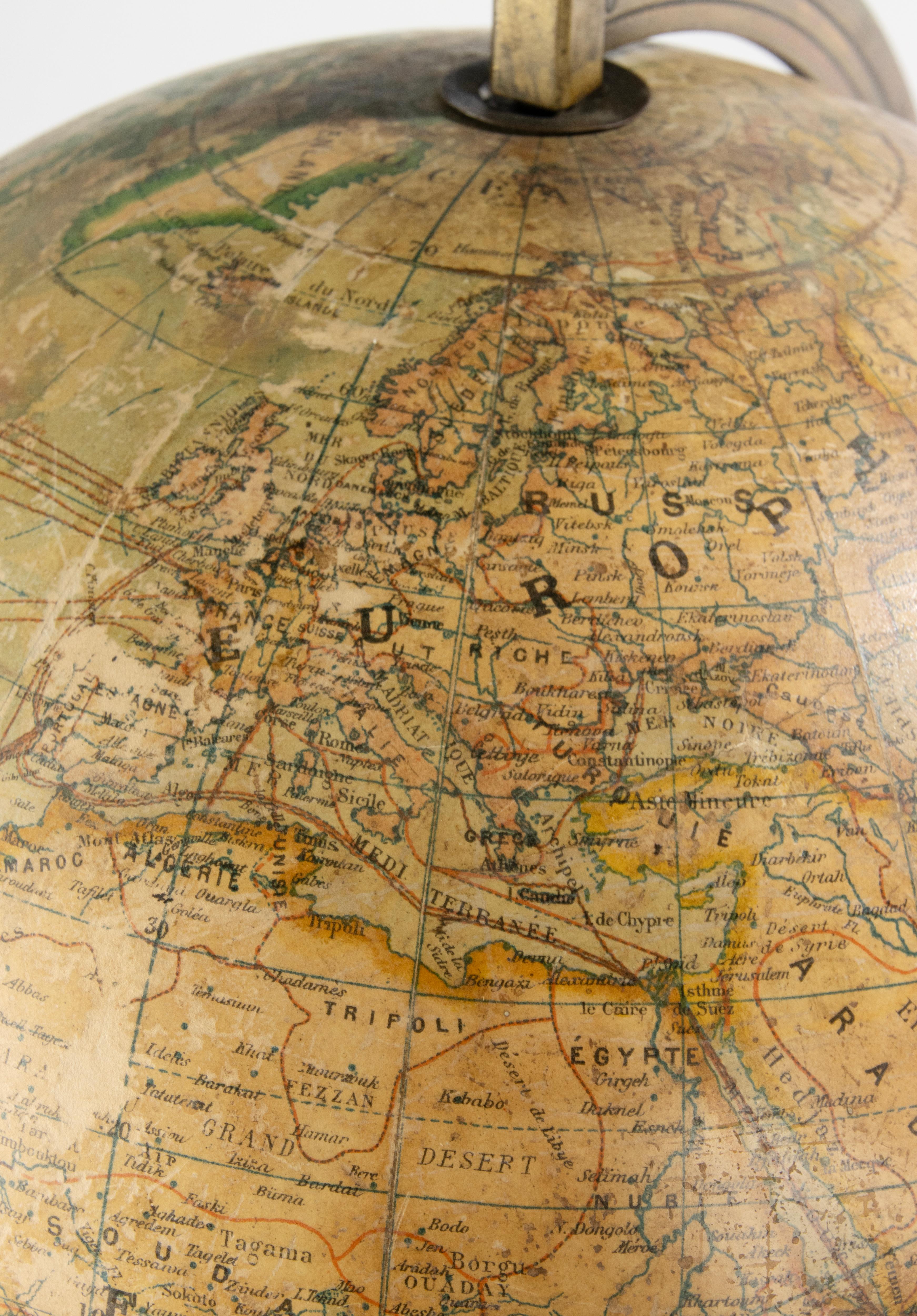 Terrestrial Globe des 19. Jahrhunderts – von Ikelmer Paris im Angebot 10