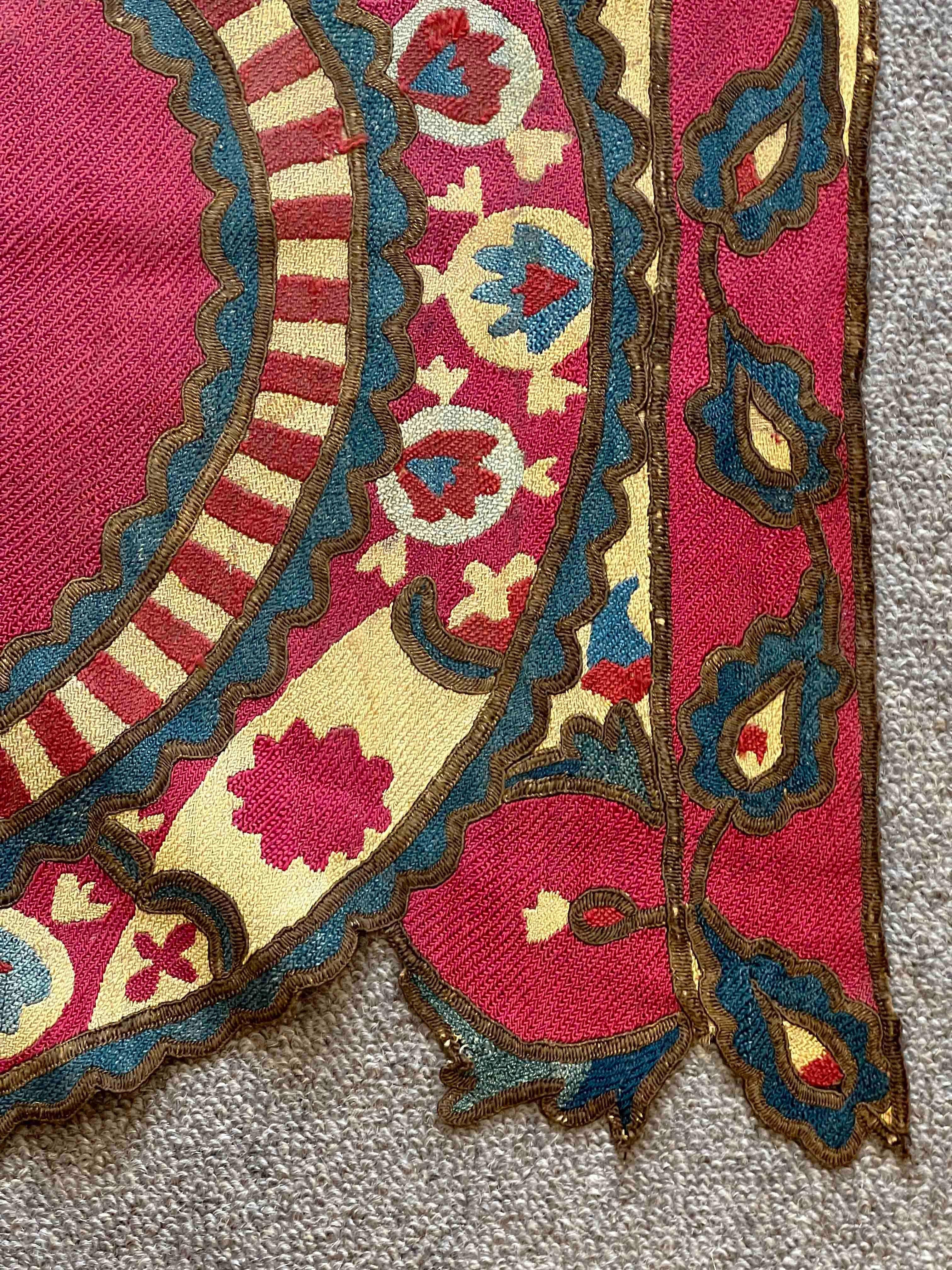  19th Century Textile Uzbekistan 'Tashkent' - N° 719 In Excellent Condition For Sale In Paris, FR