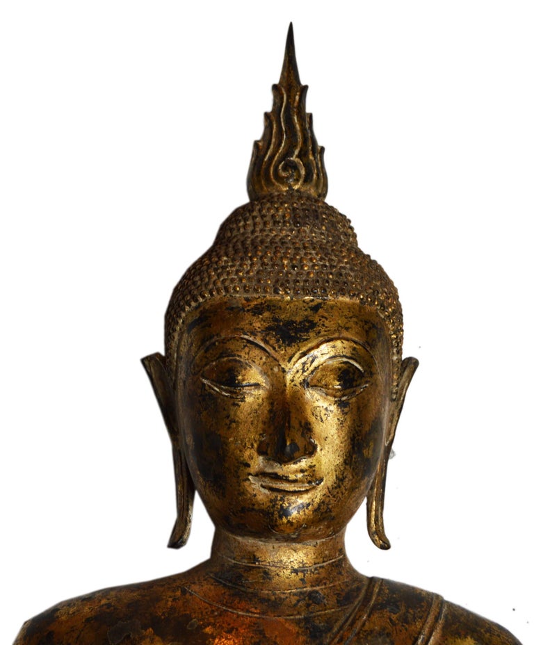 19th Century Thai Gilded Bronze Meditative Seated Buddha Statue on Pedestal For Sale at 1stdibs
