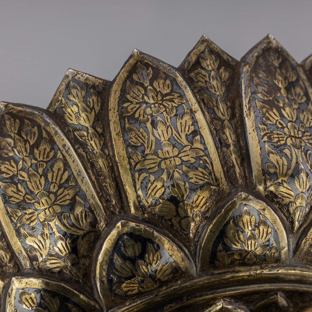 Bol thaïlandais du 19ème siècle en émail niellé massif et argent doré, Siam, vers 1800 en vente 2
