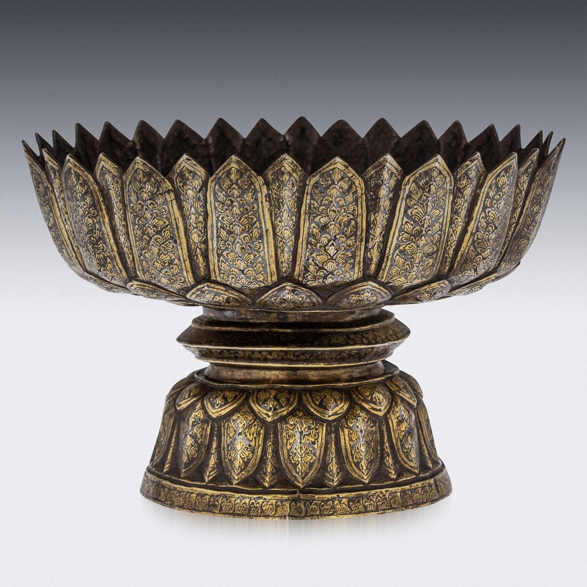 19th Century Thai Solid Silver-Gilt Niello Enamel Large Bowl, Siam, circa 1800 For Sale 2