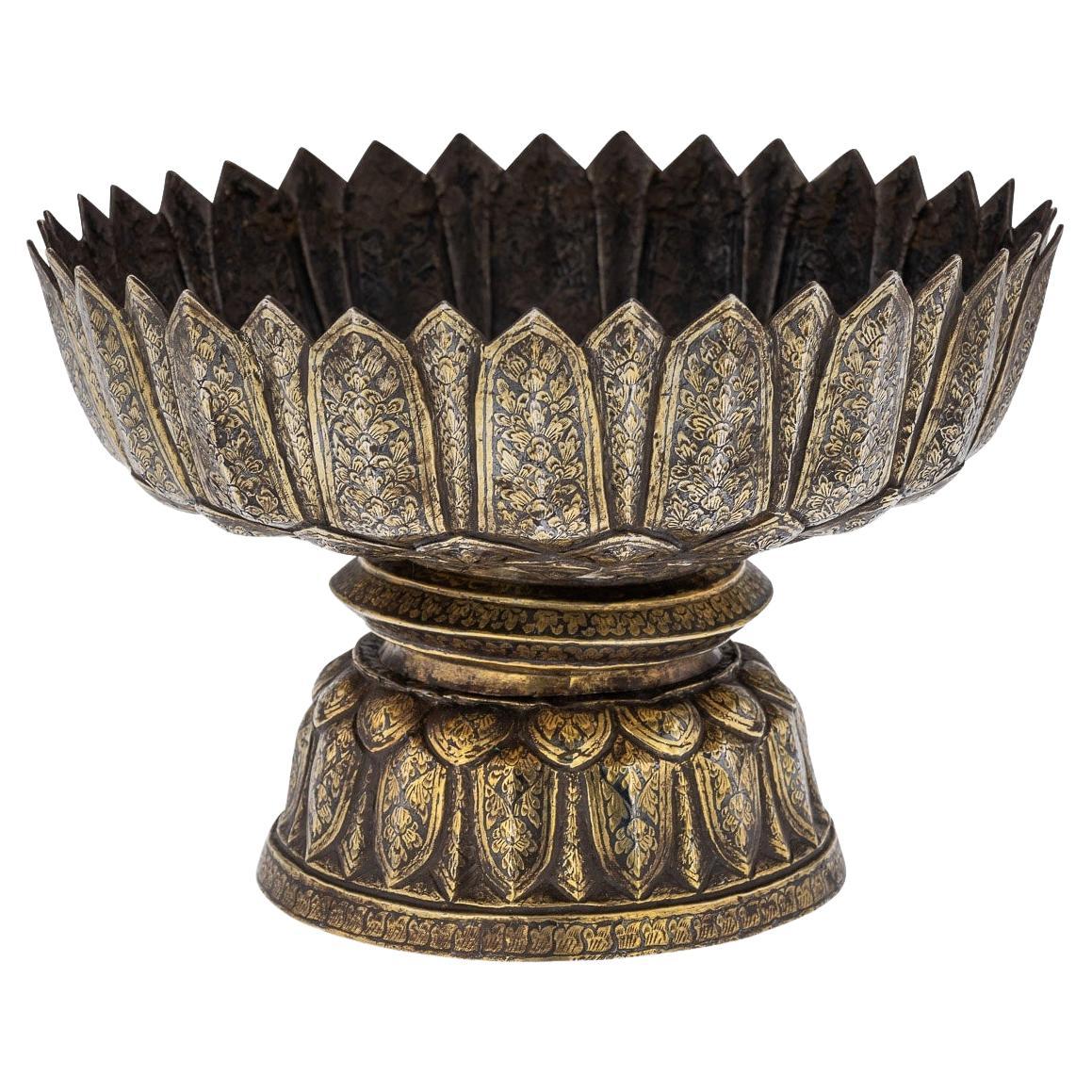 19th Century Thai Solid Silver-Gilt Niello Enamel Large Bowl, Siam, circa 1800 For Sale