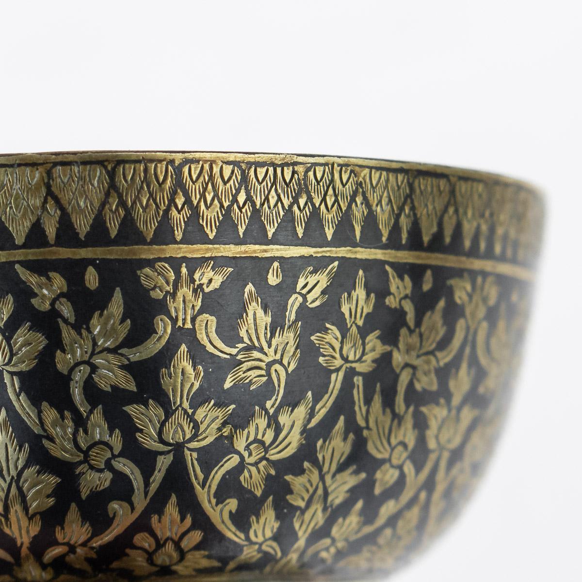 19th Century Thailand Solid Silver Gilt & Niello Enamel Betel Bowls, Siam, c1860 13