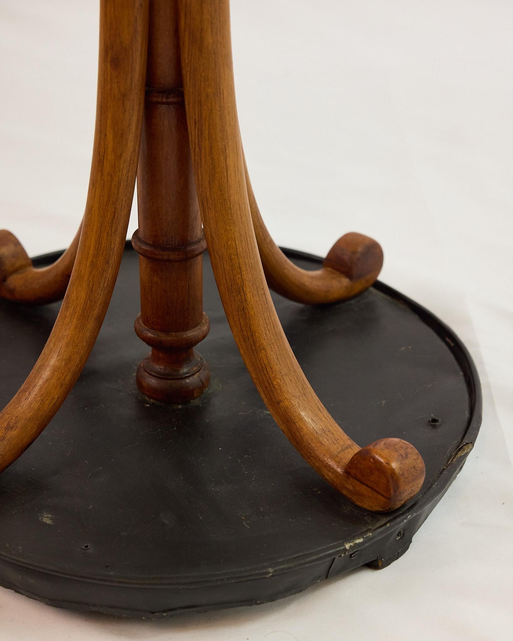 Portaombrelli in legno curvato Thonet del XIX secolo, Vienna in vendita 4