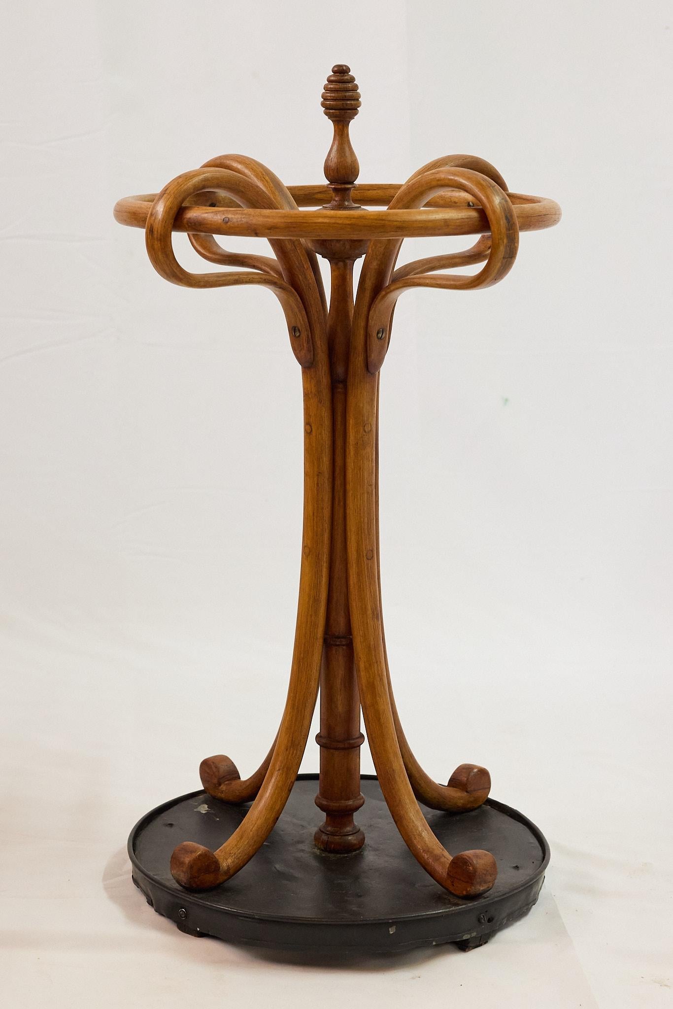 Metallo Portaombrelli in legno curvato Thonet del XIX secolo, Vienna in vendita