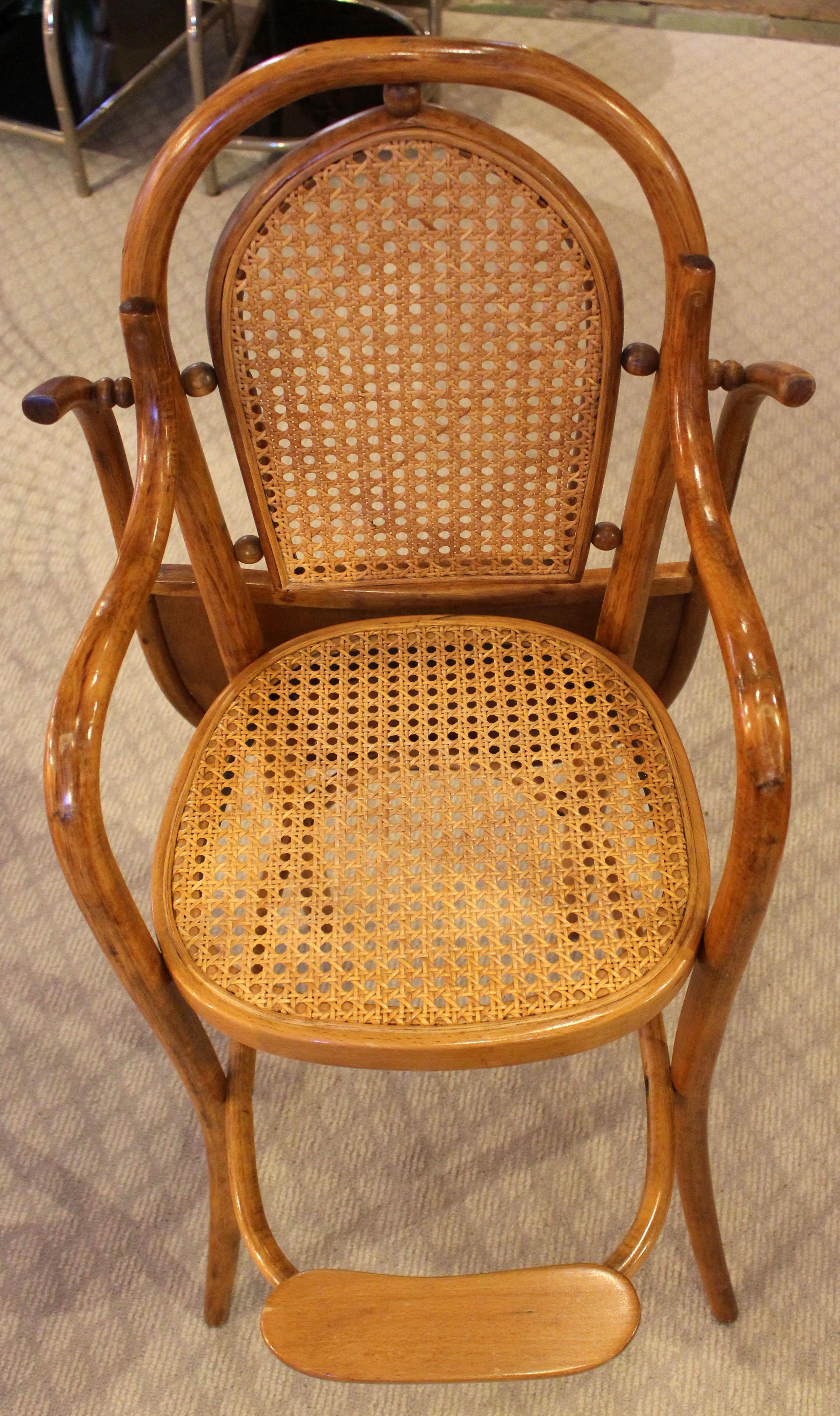 19th Century Thonet Type Bentwood High Chair For Sale 3