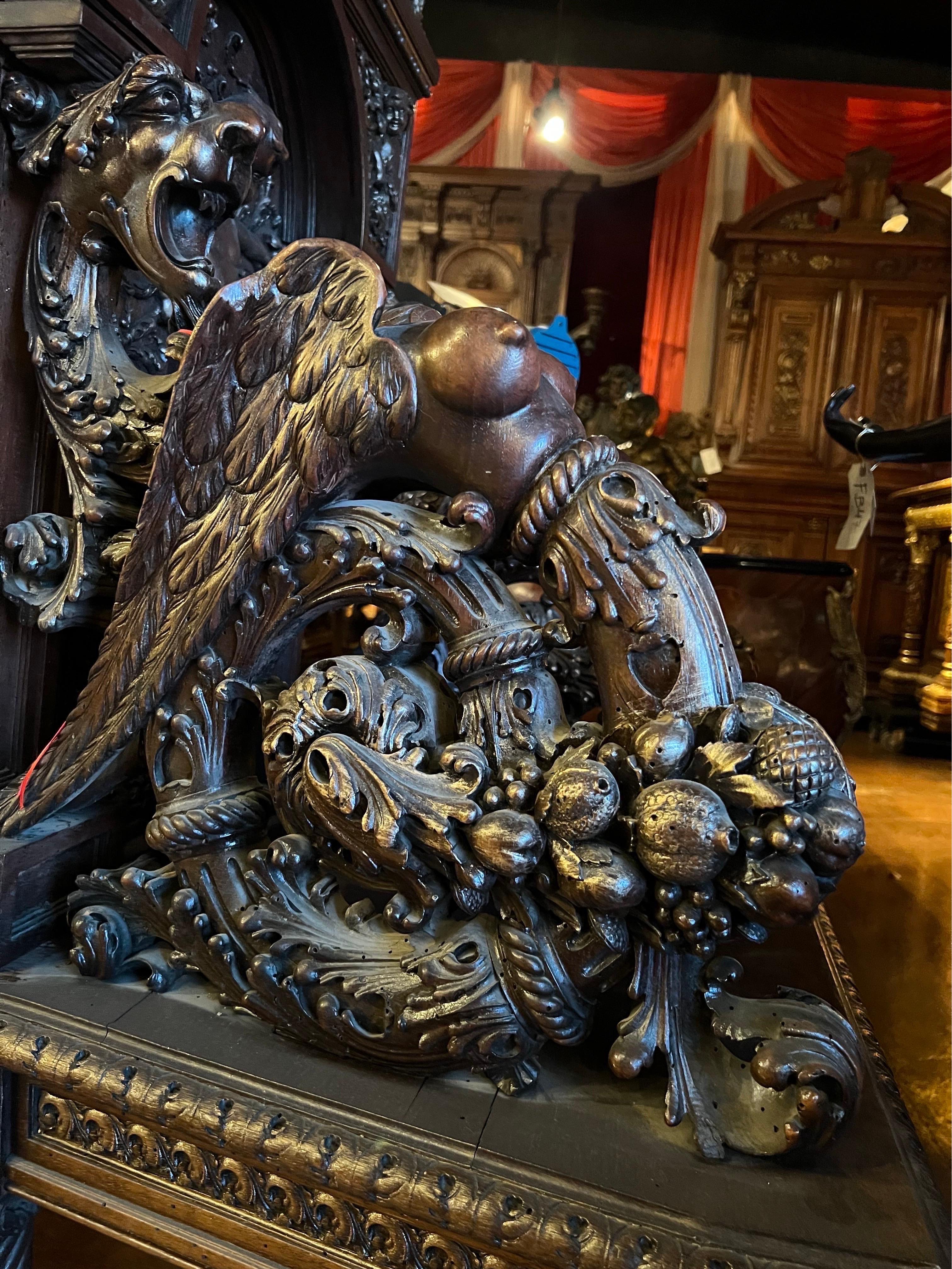 19th Century Throne Chair Carved by the Renowned Artist Luigi Frullinni For Sale 3