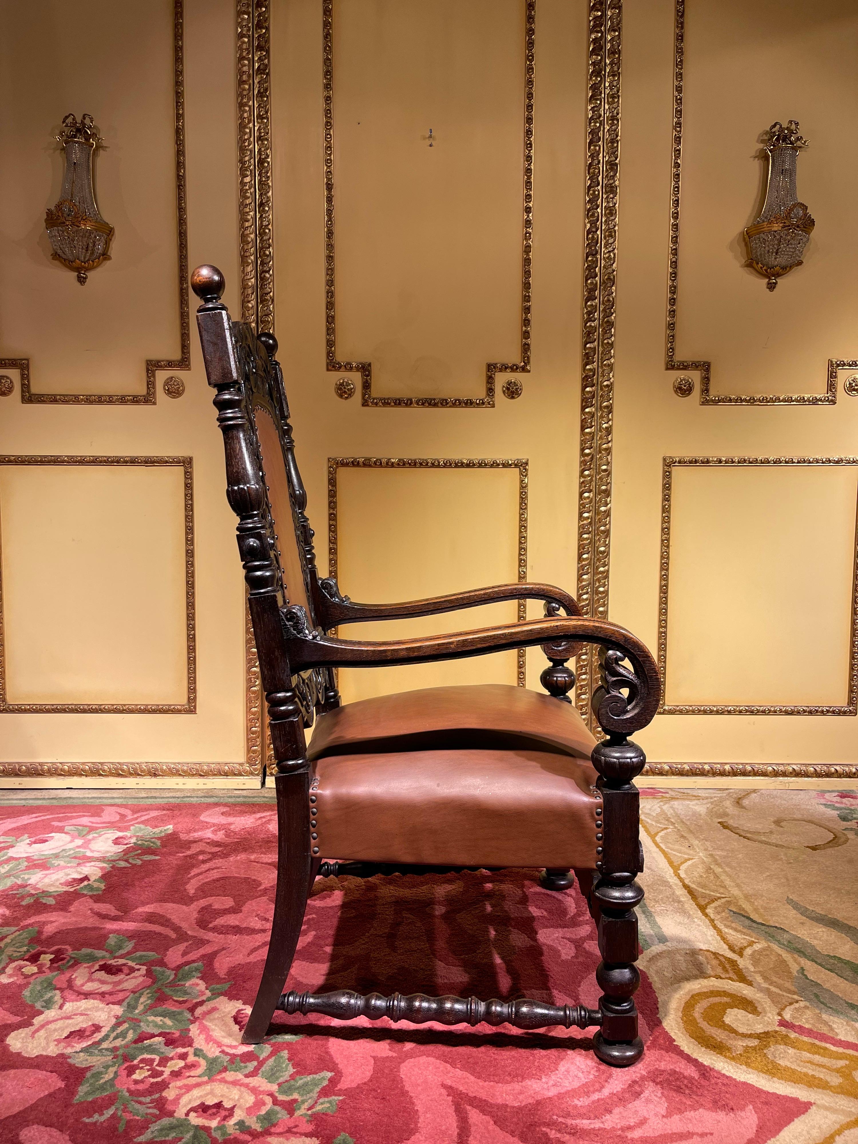 Chaise trône du 19ème siècle, Historicisme vers 1880, chêne en vente 3