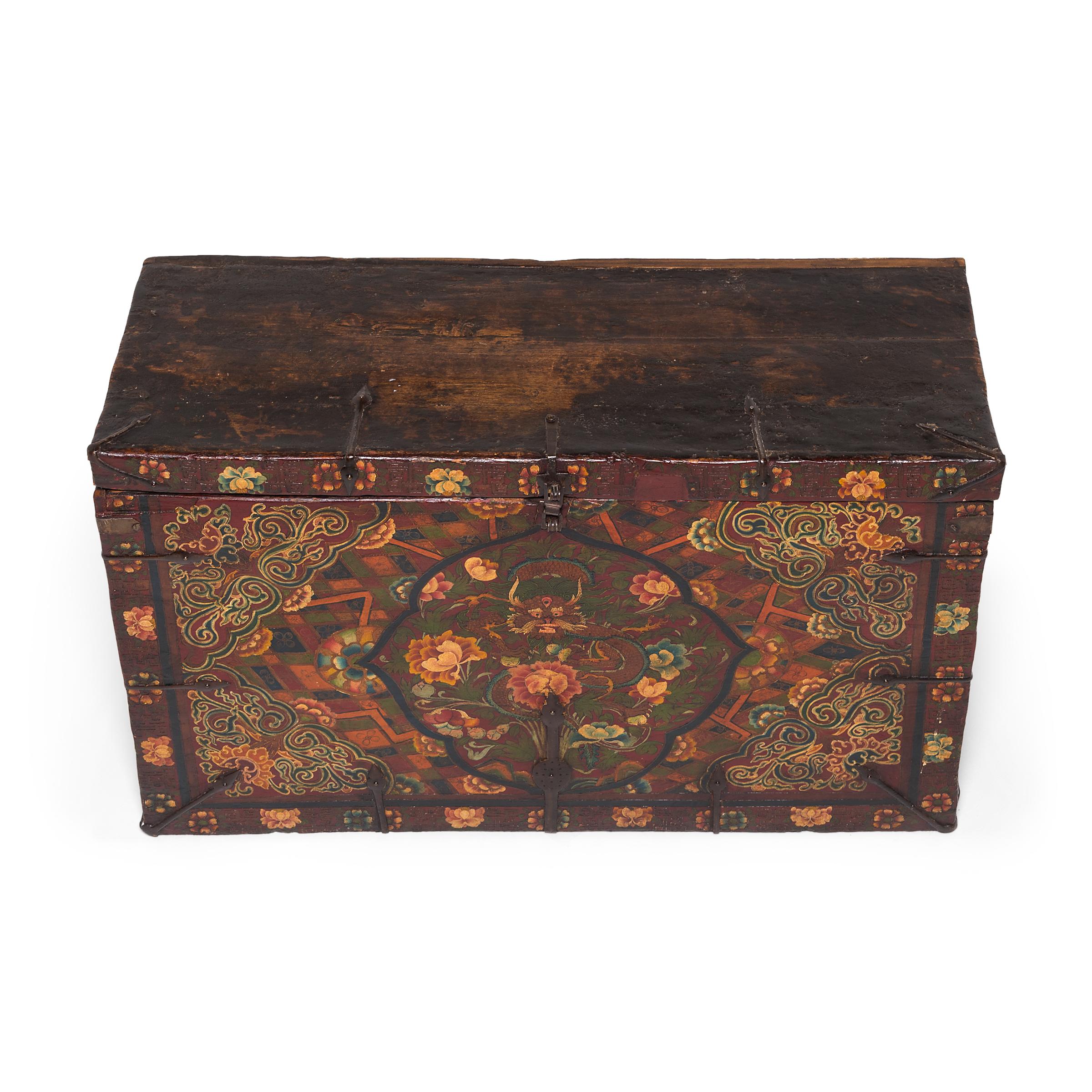 19th Century Tibetan Monk's Trunk In Good Condition In Chicago, IL