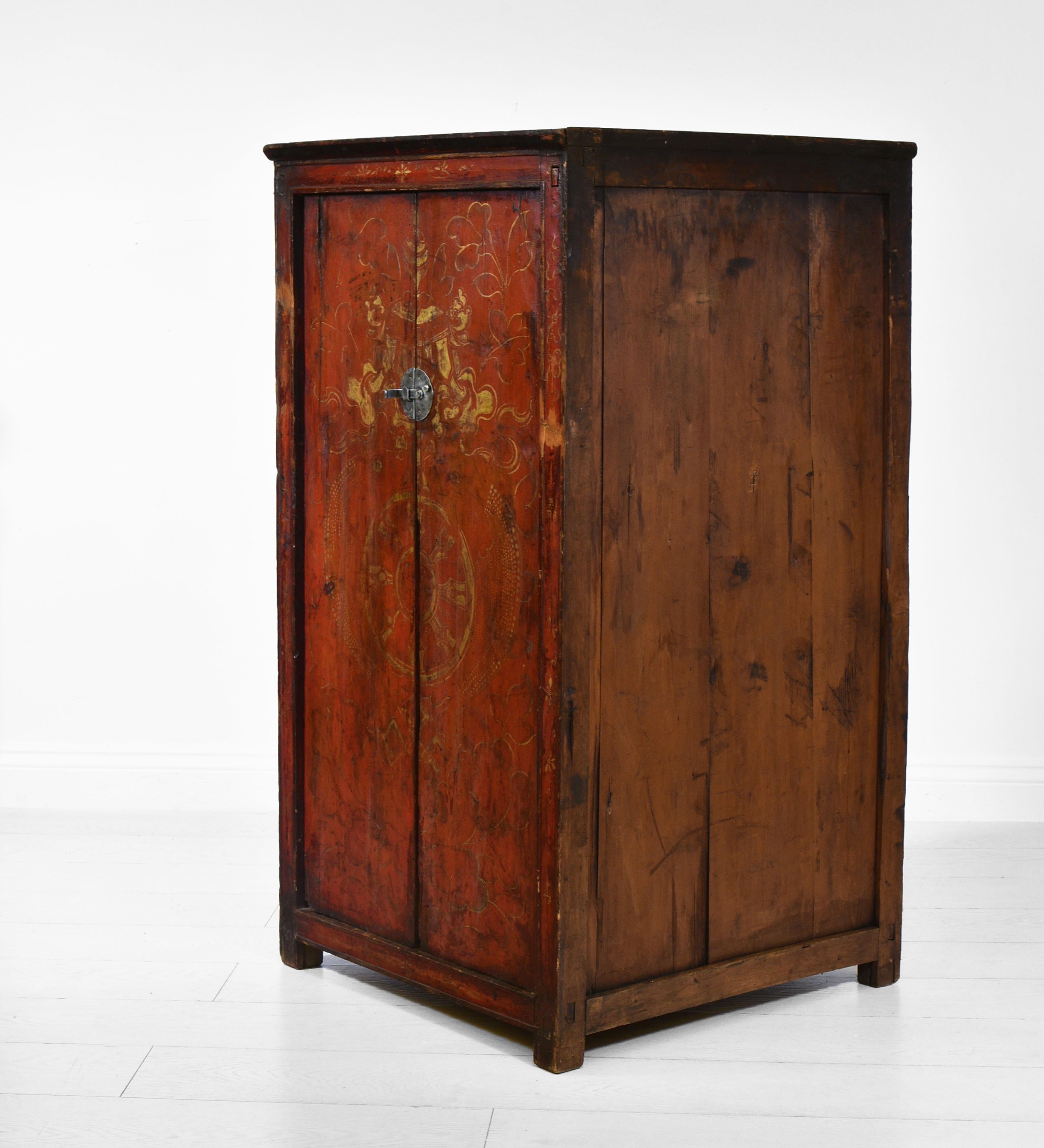 19th Century Tibetan Painted Red Cupboard Cabinet For Sale 2