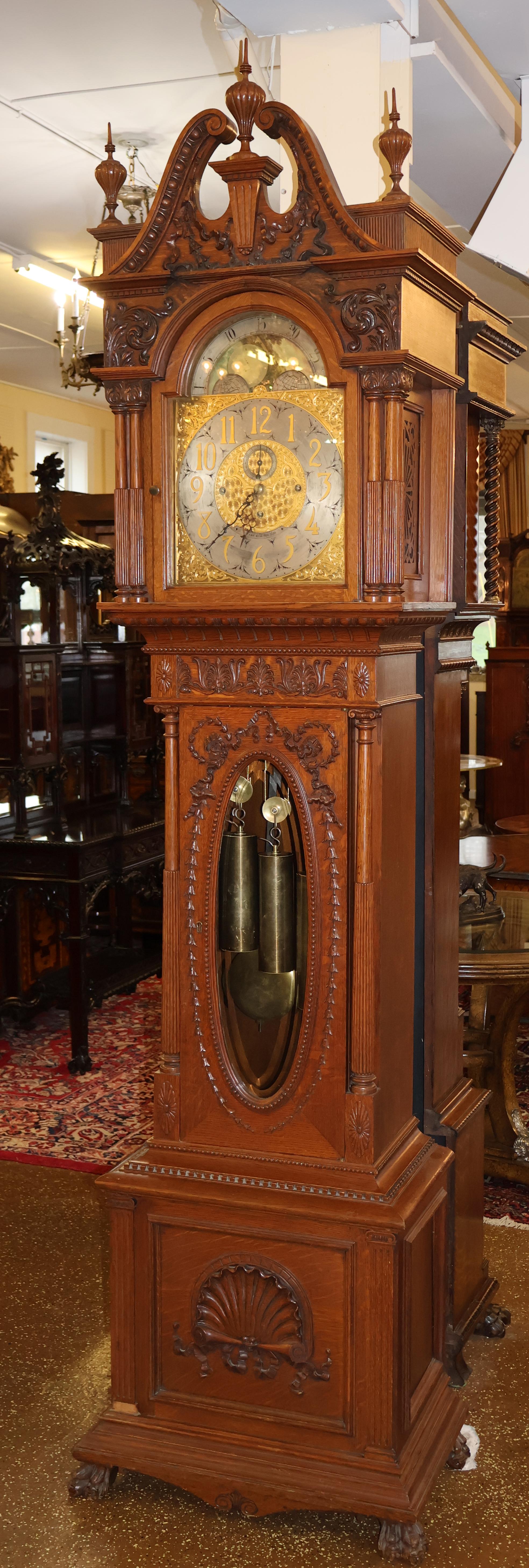 19. Jahrhundert Tiffany & CO Eiche 5 musikalische 5 Gong hohe Gehäuse Großvater Uhr

Abmessungen: 104
