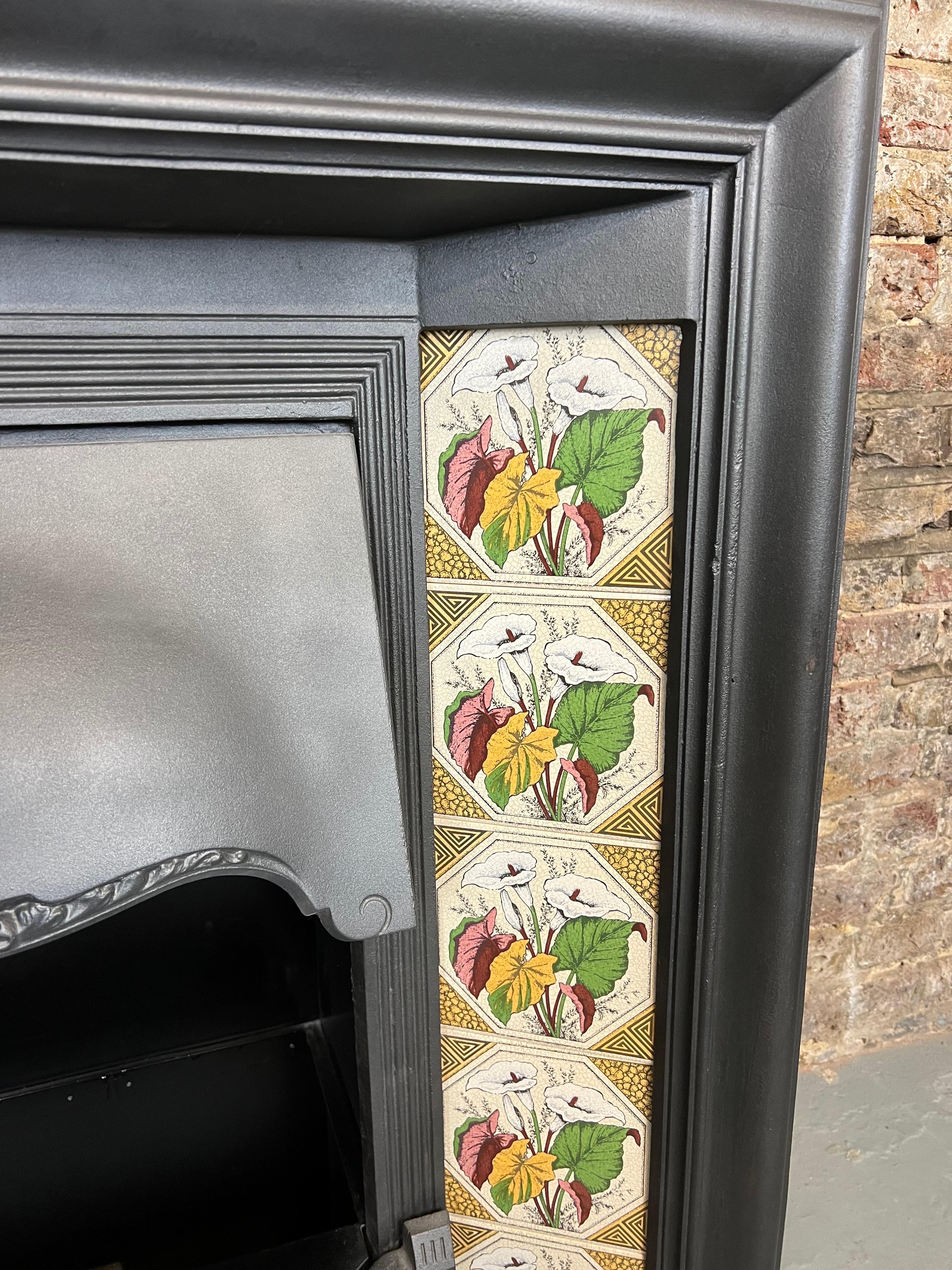 19th Century Tiled Cast Iron Fireplace Combination In Good Condition For Sale In London, GB