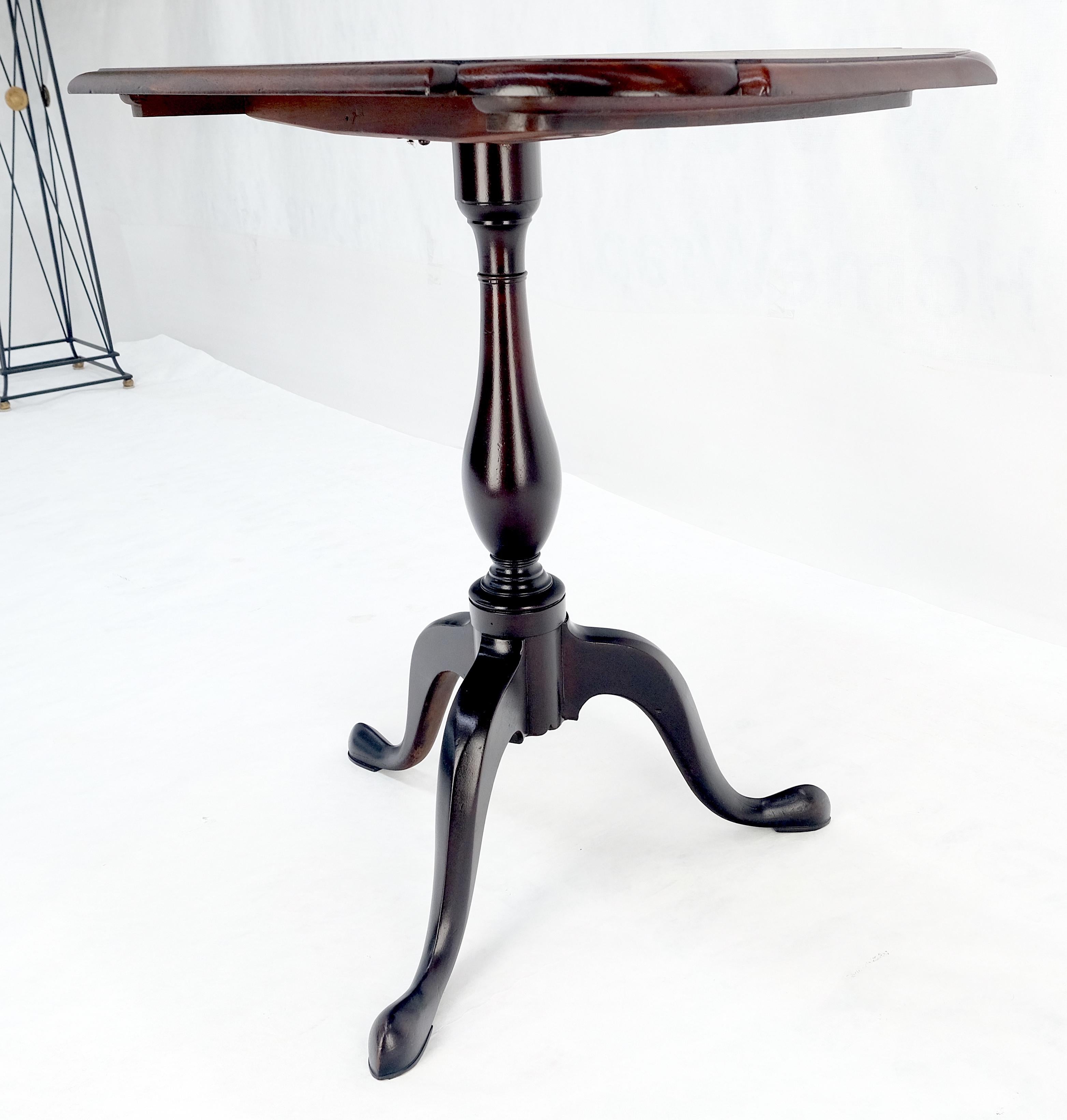 19th Century Tilt Top Inlayed Mahogany Center Breakfast Tripod Table MITN For Sale 8