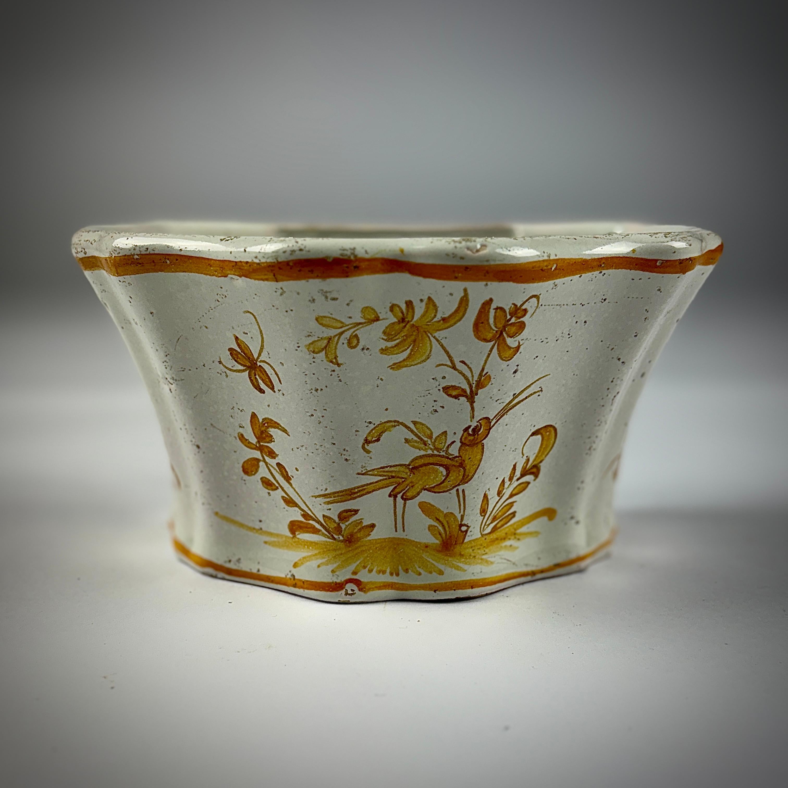 Ladrillo Flor Moustiers Estañado Siglo XIX Francés en venta