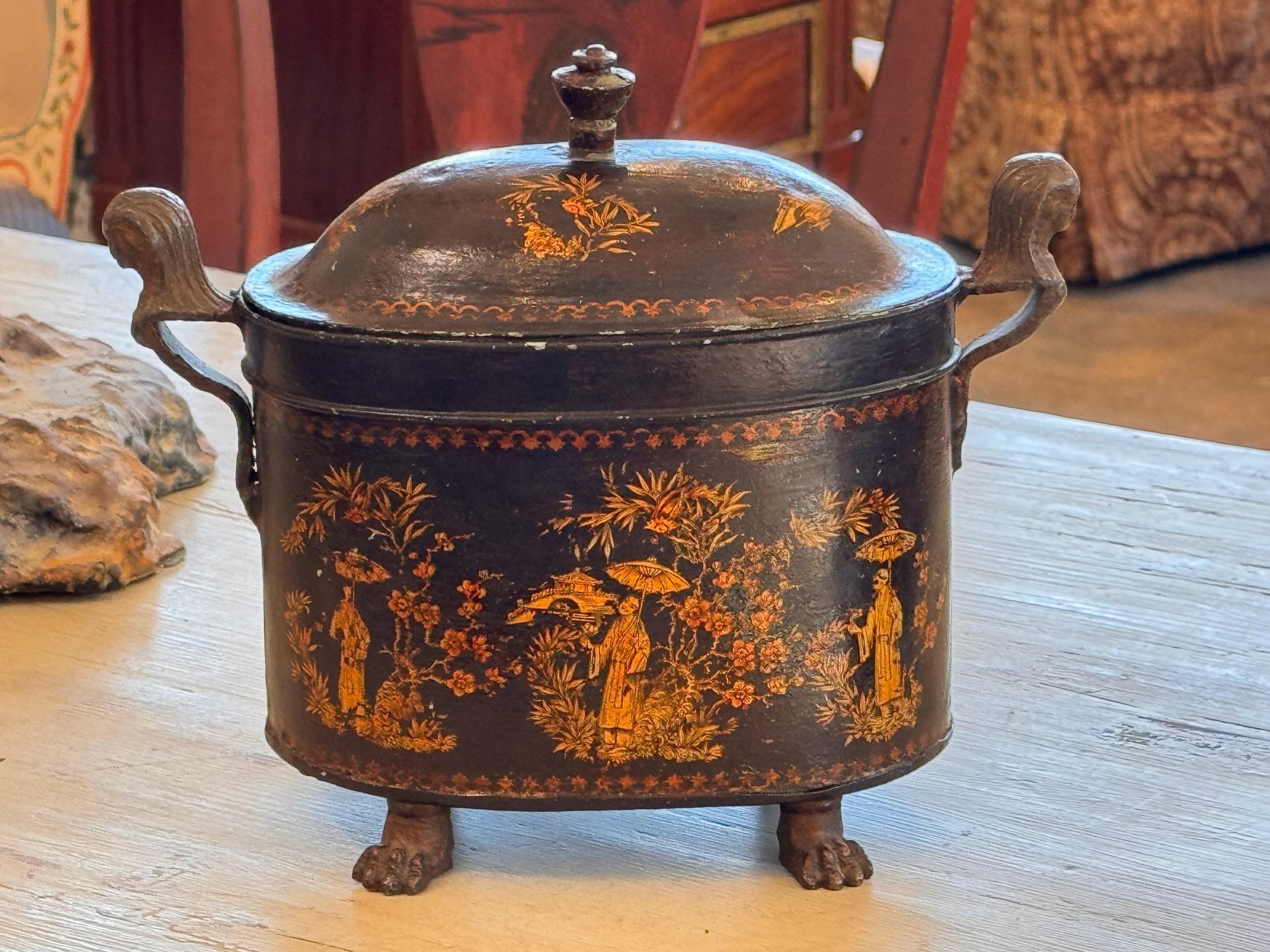 An incredible decorated tole piece. Beautiful chinoiserie decoration.