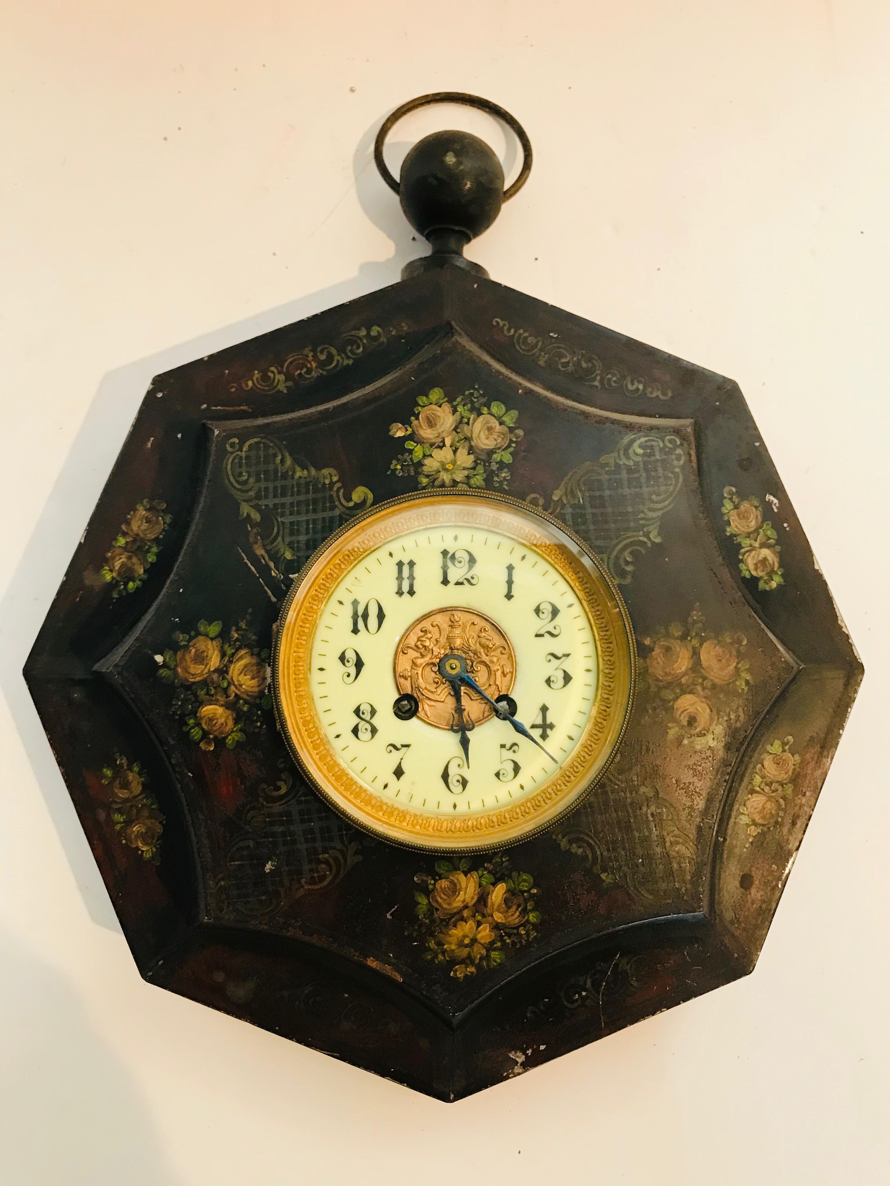 19th Century Tole Painted Decorative Wall Clock For Sale 1
