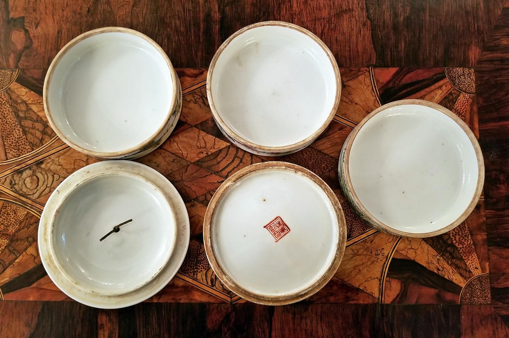 Ceramic 19th Century Tongzhi Dynasty Stackable Bowls with Lid