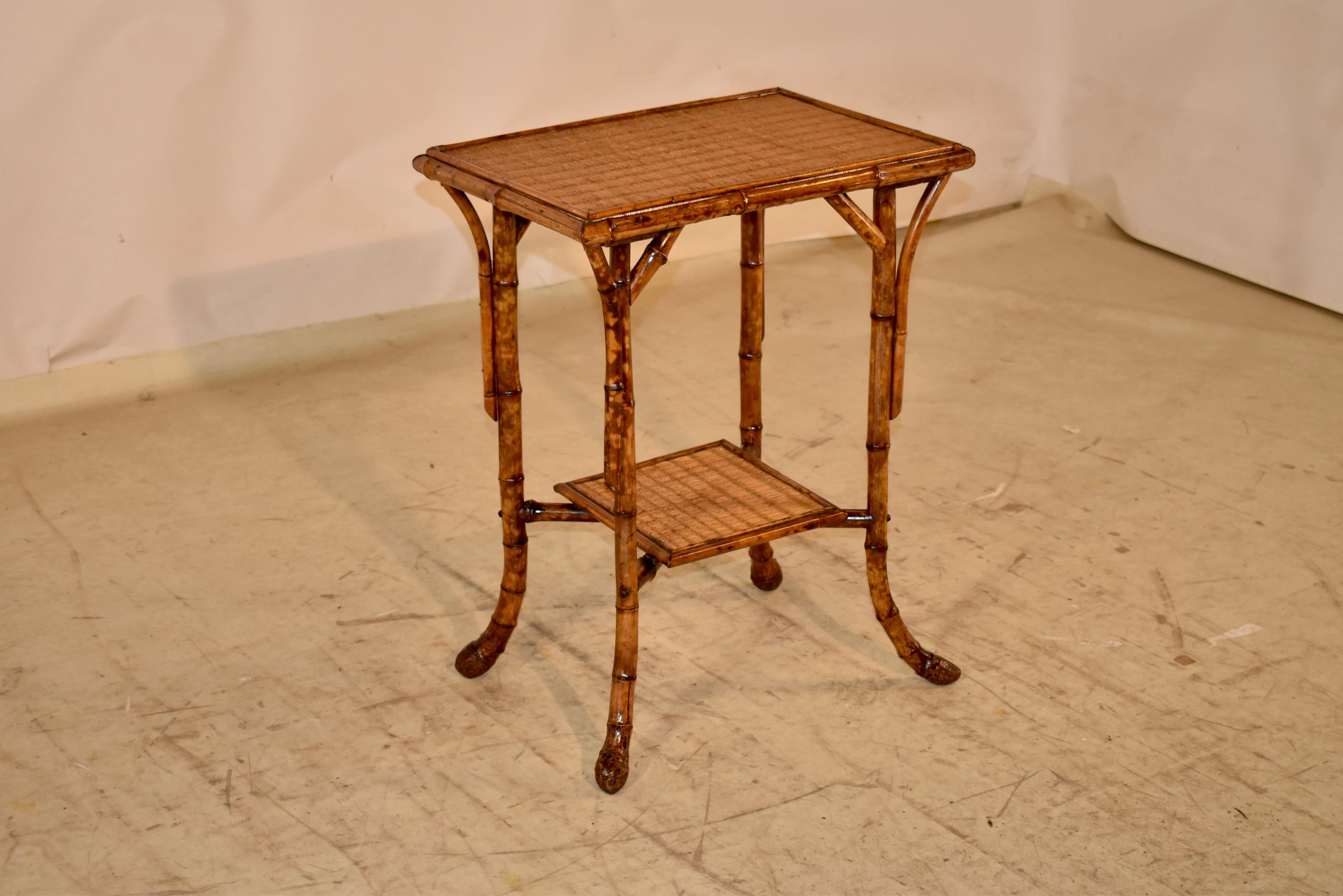 Art nouveau Table d'appoint en bambou et tortue du 19ème siècle, France en vente