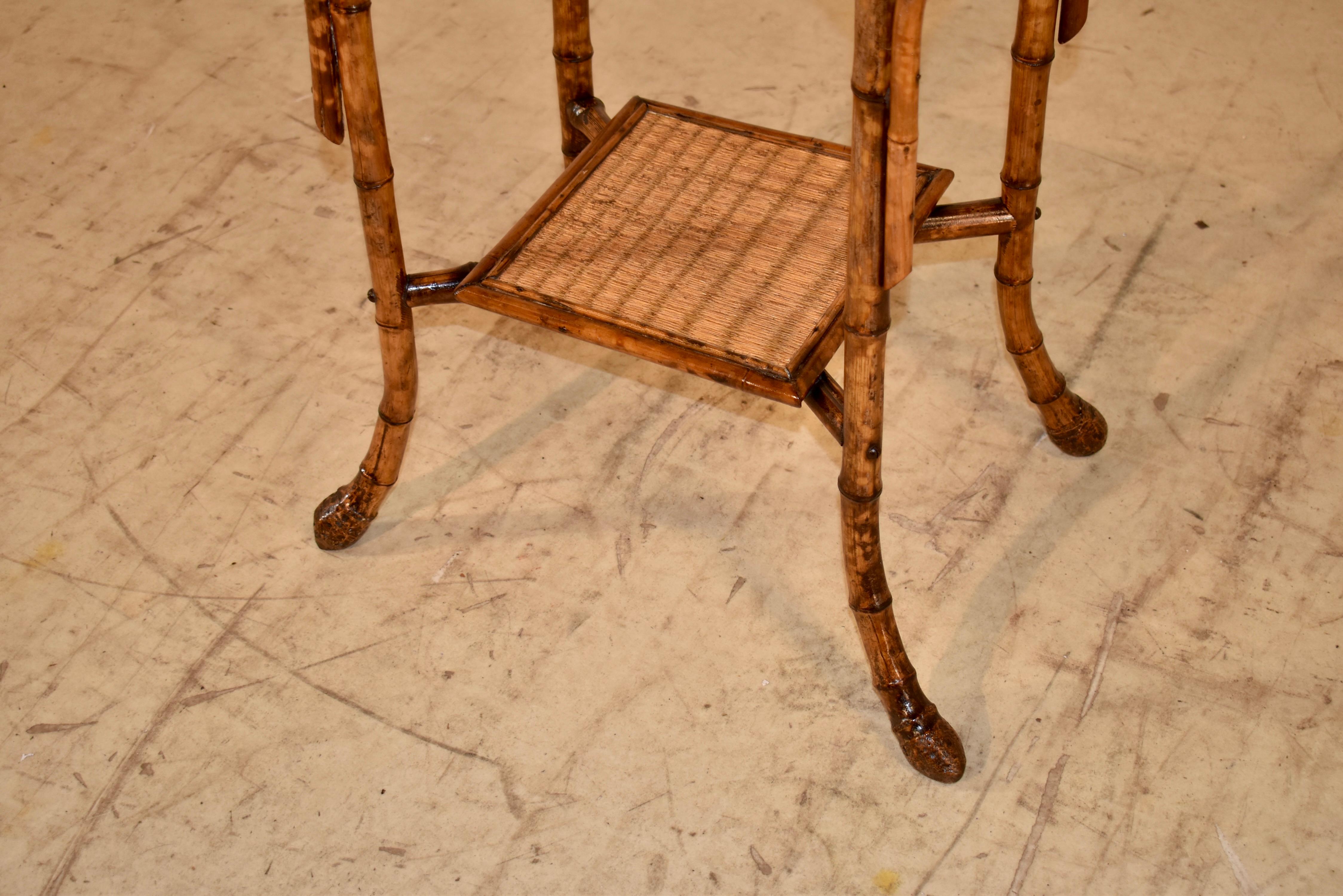 XIXe siècle Table d'appoint en bambou et tortue du 19ème siècle, France en vente