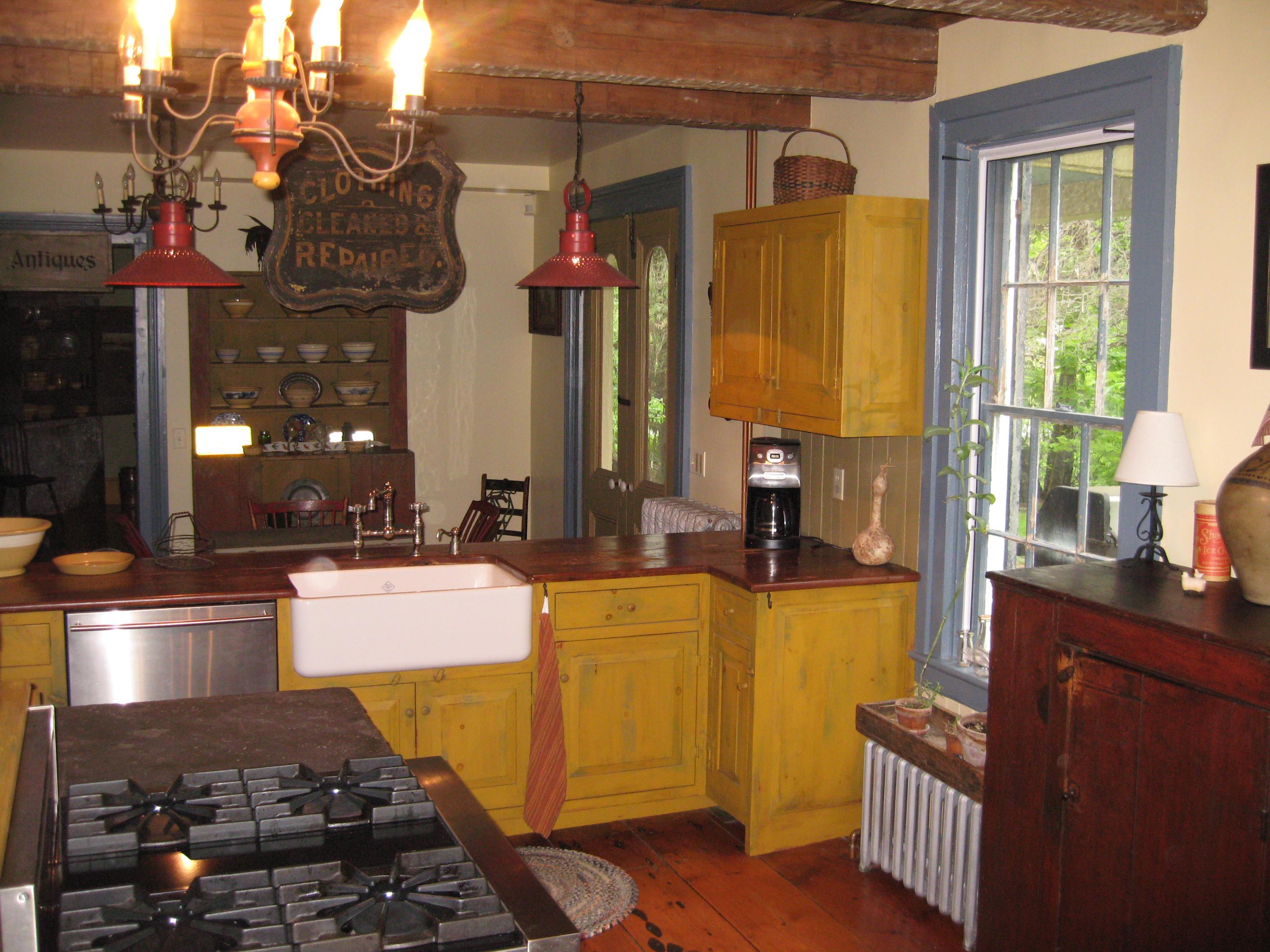 Americano Insegna commerciale del XIX secolo Abbigliamento Wood Double Sided in legno Hudson Valley NY in vendita