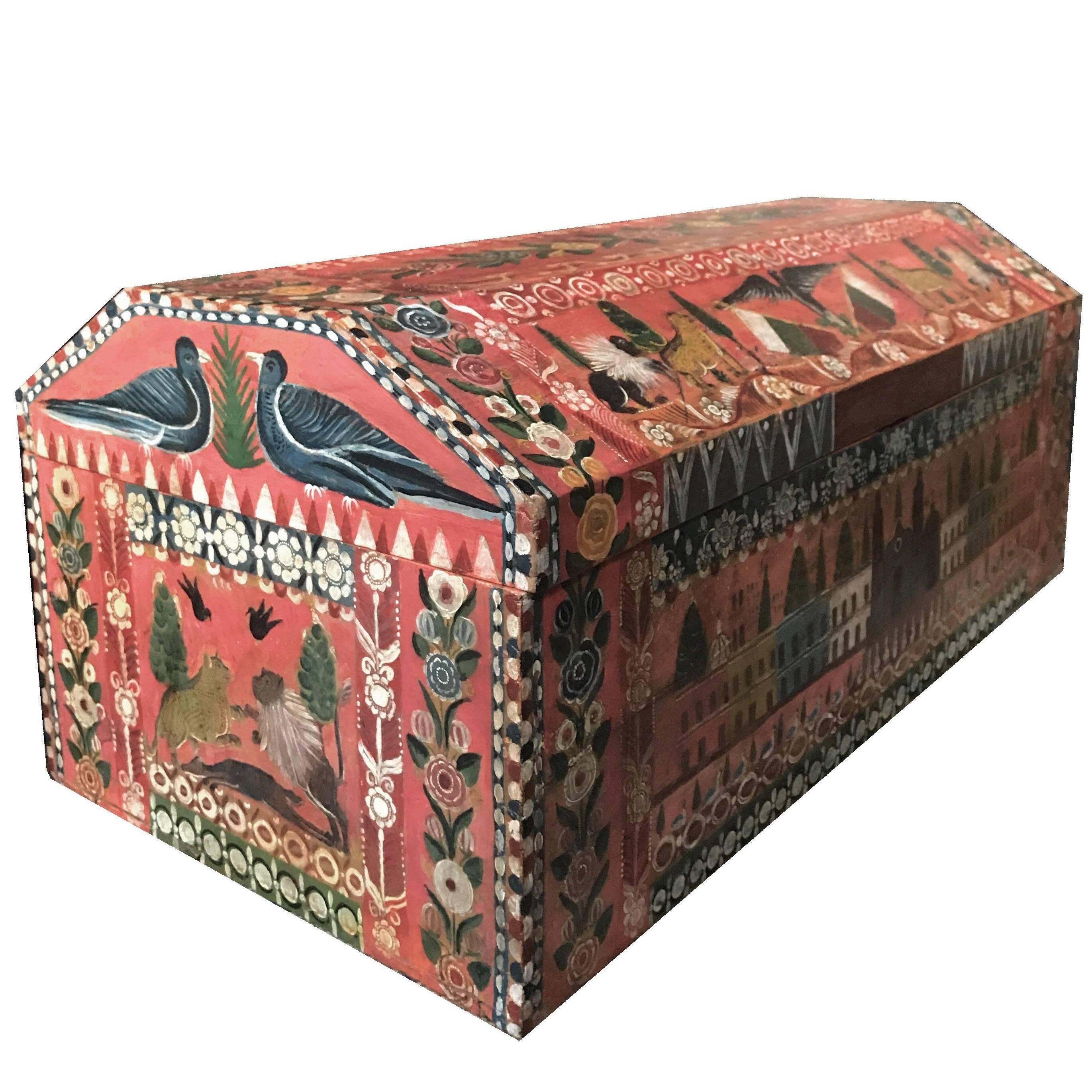 Coffre traditionnel mexicain laqué et peint à la main du 19ème siècle
