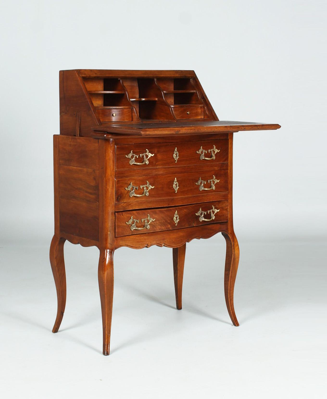 Transforming-Tisch des 19. Jahrhunderts, Schreibtisch für Damen, Sekretärin, Nussbaum, Frankreich um 1860 (Walnuss) im Angebot