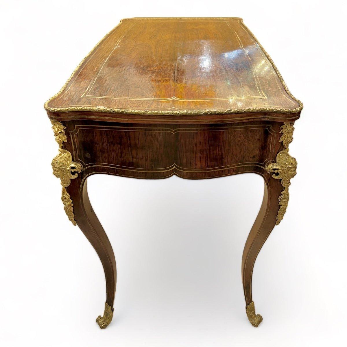 Schreibtisch im Übergangsstil des 19. Jahrhunderts aus der Zeit Napoleons III. (Französisch) im Angebot