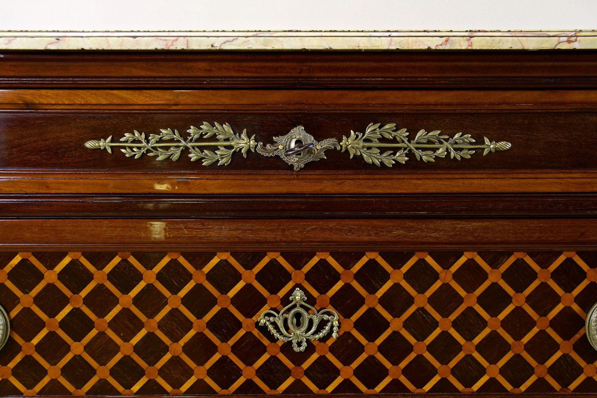 19th Century Transitional Marquetry Chest Of Drawers, Mahogany, FR circa 1870 For Sale 9