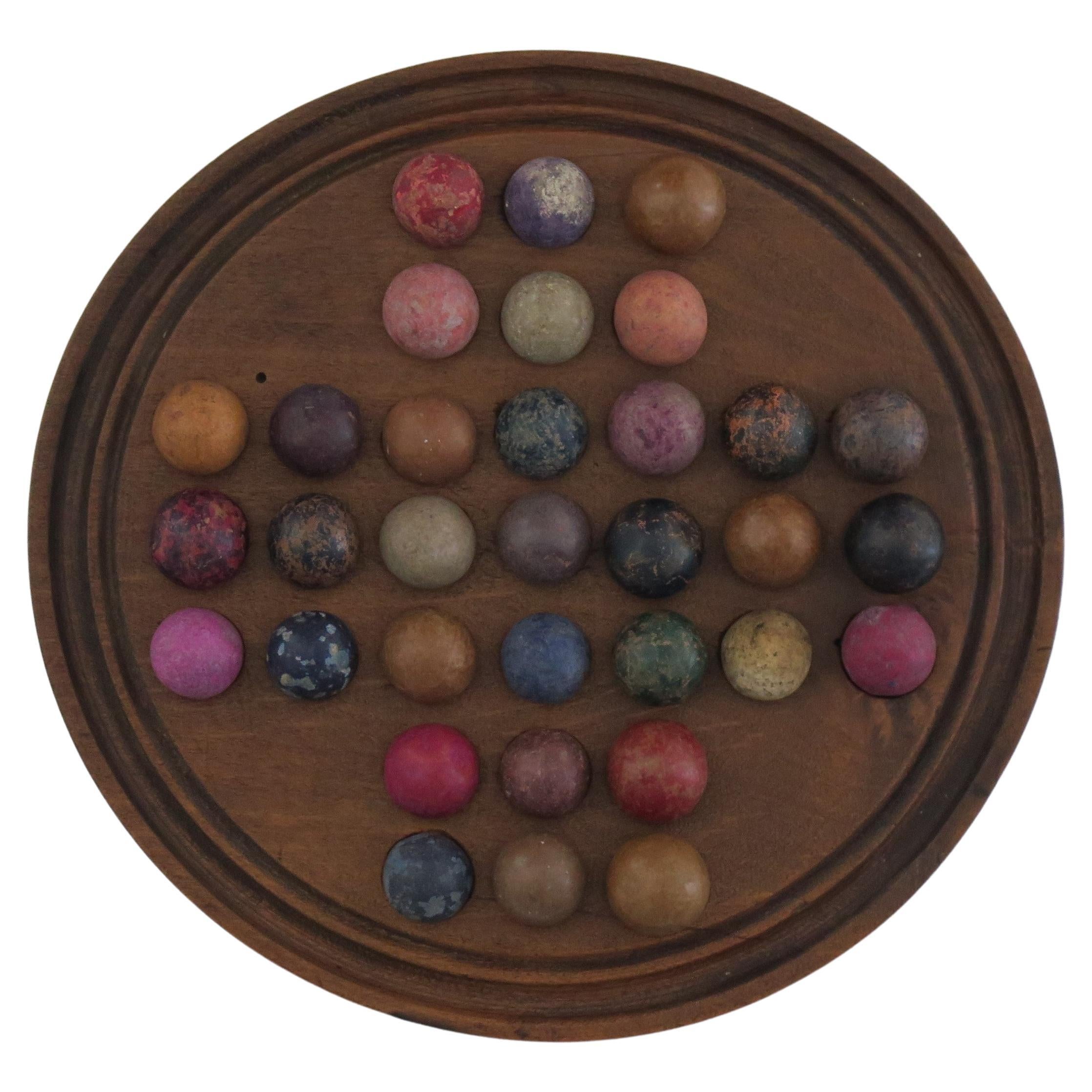 Reisendes Solitär-Spiel aus Marmor des 19. Jahrhunderts mit 33 handgefertigten Tonmarmors (Englisch) im Angebot