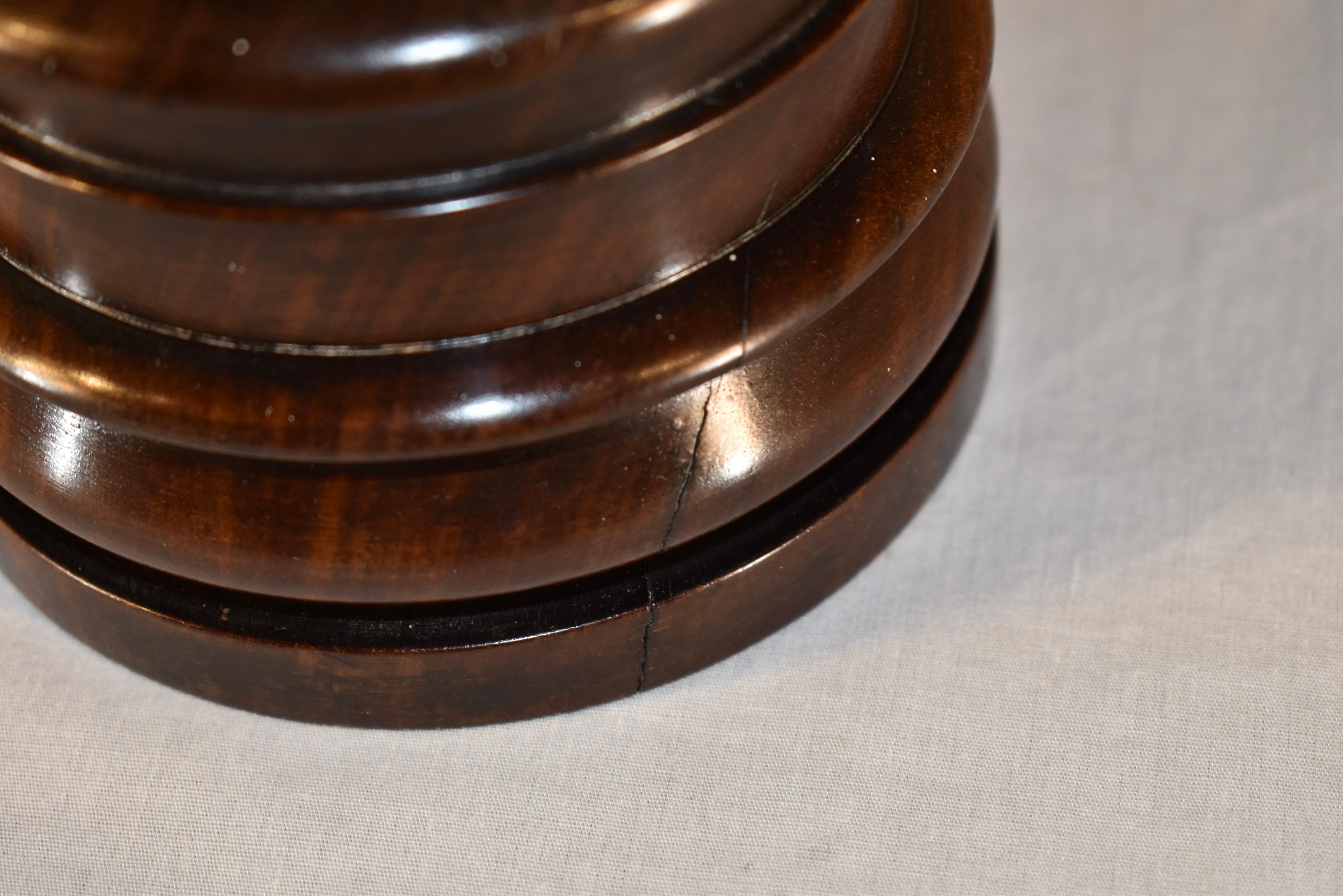19th Century Treenware Mahogany Lidded Box In Good Condition For Sale In High Point, NC