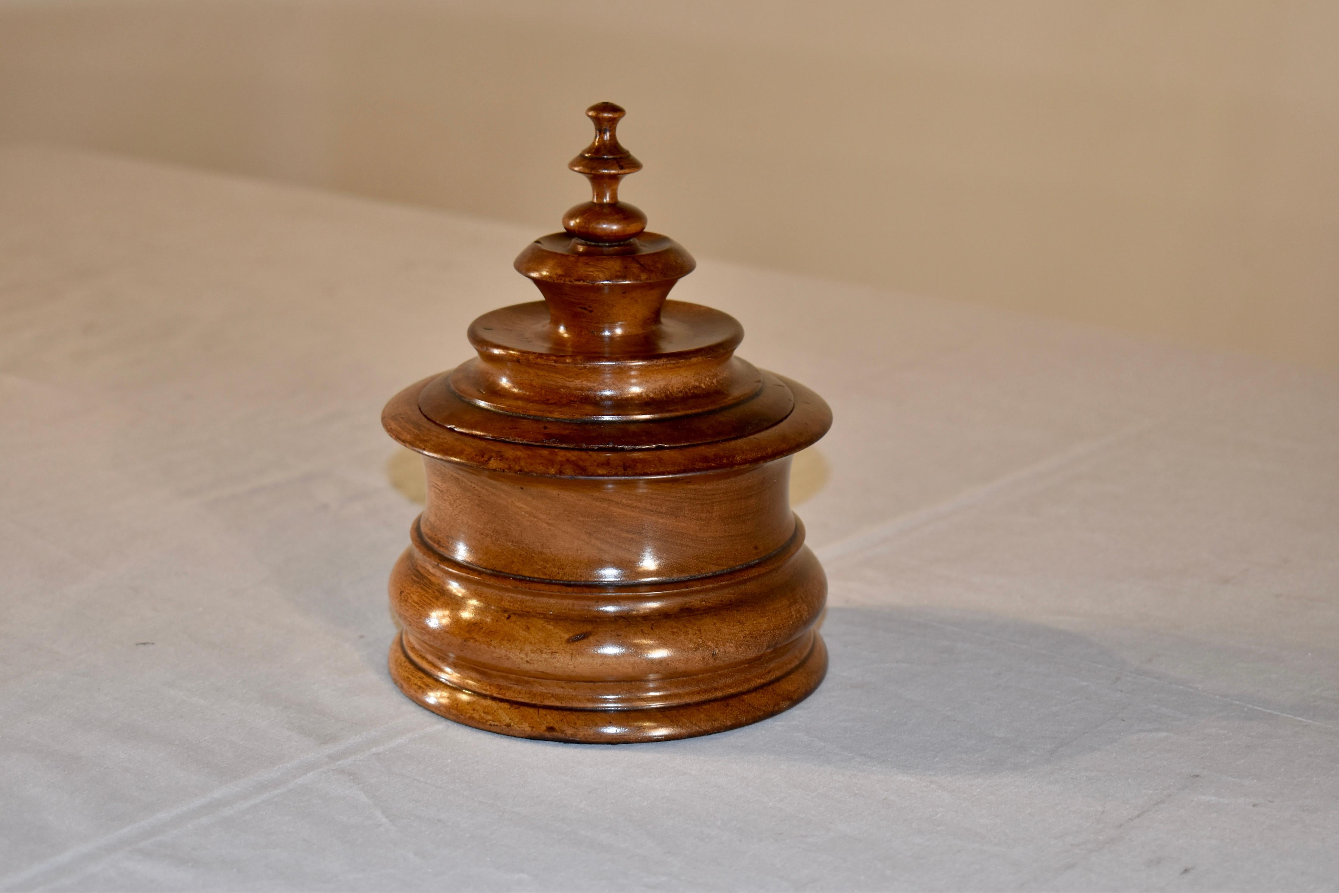 Victorian 19th Century Treenware Walnut Tobacco Jar For Sale