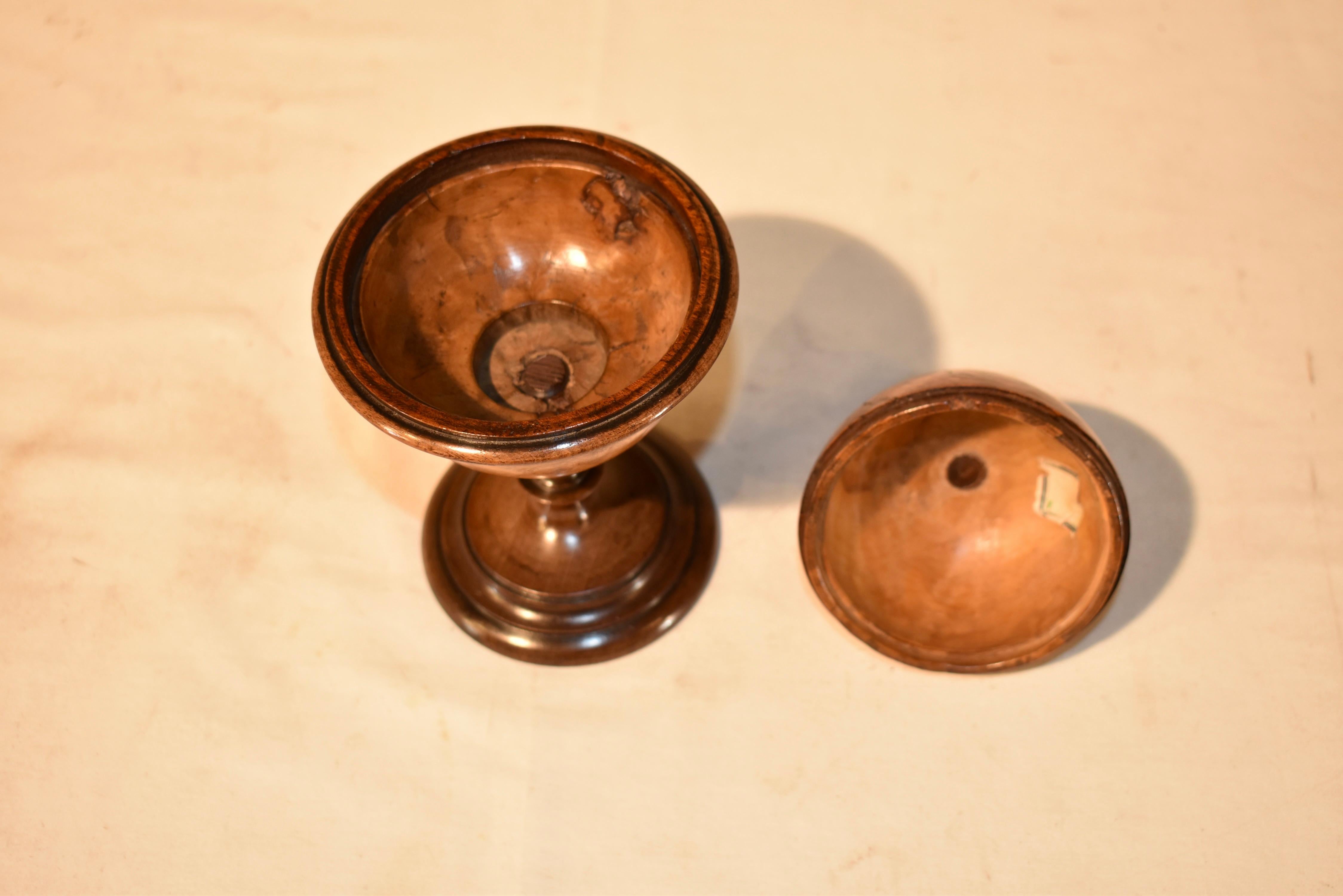 Walnut 19th Century Treenware Burl Lidded Oval Box